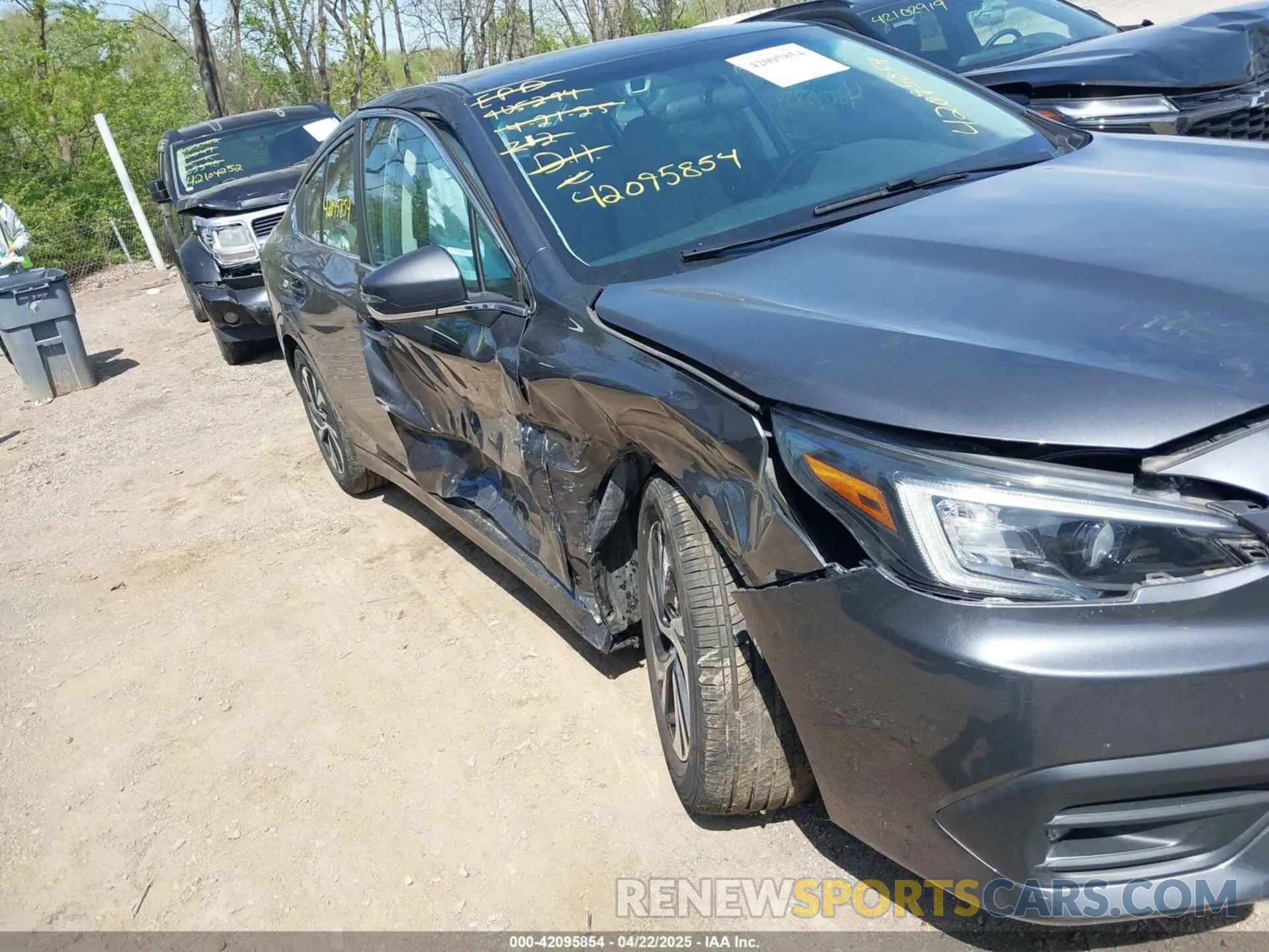 6 Photograph of a damaged car 4S3BWAC6XL3007022 SUBARU LEGACY 2020