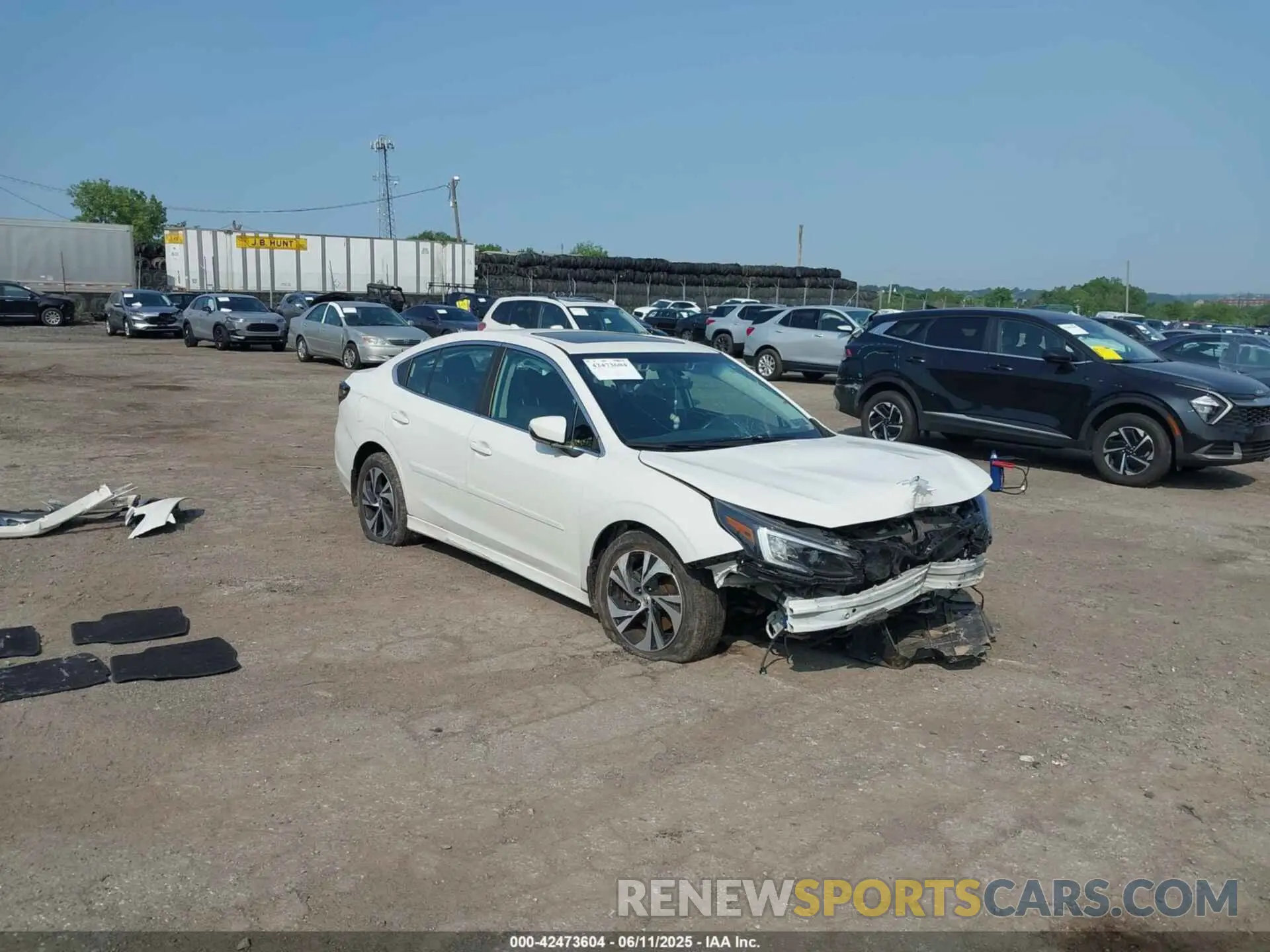1 Photograph of a damaged car 4S3BWAE61L3031089 SUBARU LEGACY 2020
