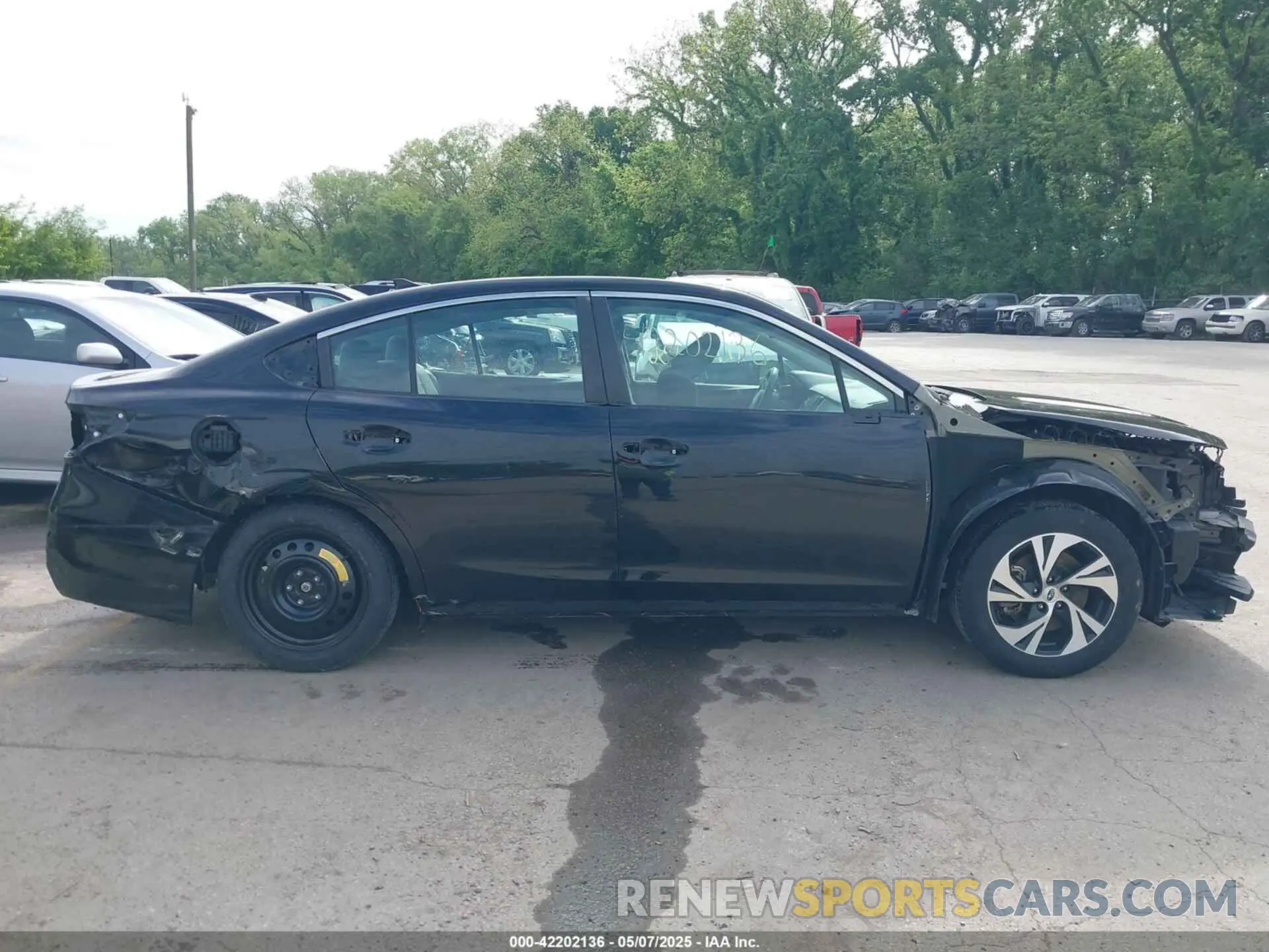 14 Photograph of a damaged car 4S3BWAE6XL3004599 SUBARU LEGACY 2020