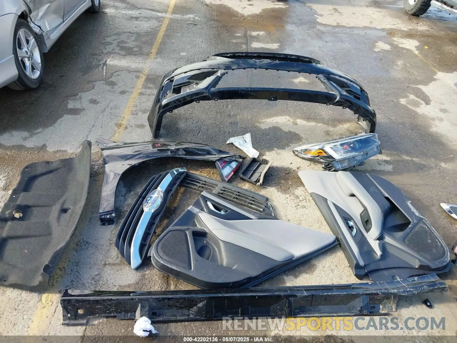 20 Photograph of a damaged car 4S3BWAE6XL3004599 SUBARU LEGACY 2020