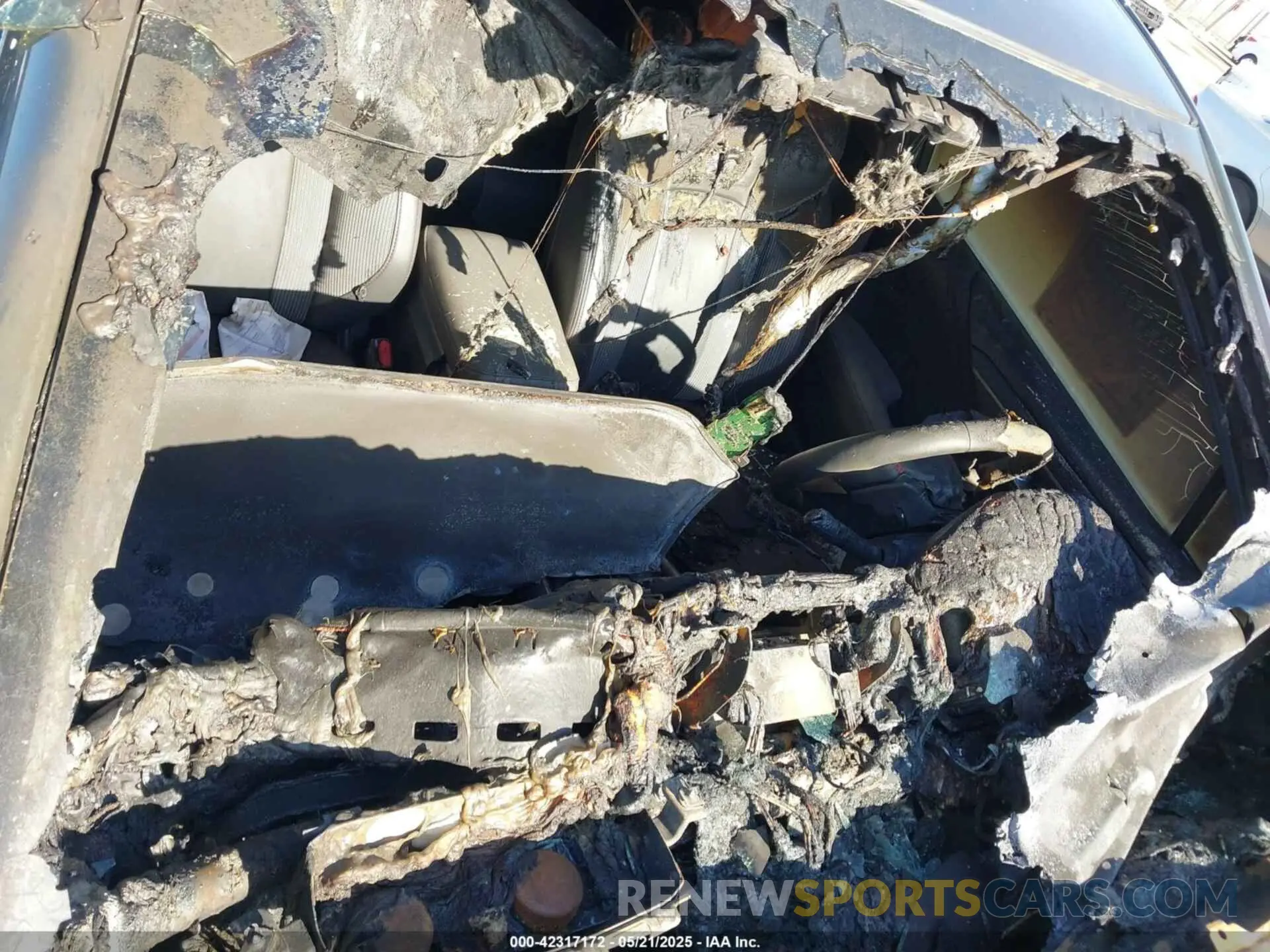 12 Photograph of a damaged car 4S3BWAG64L3009956 SUBARU LEGACY 2020