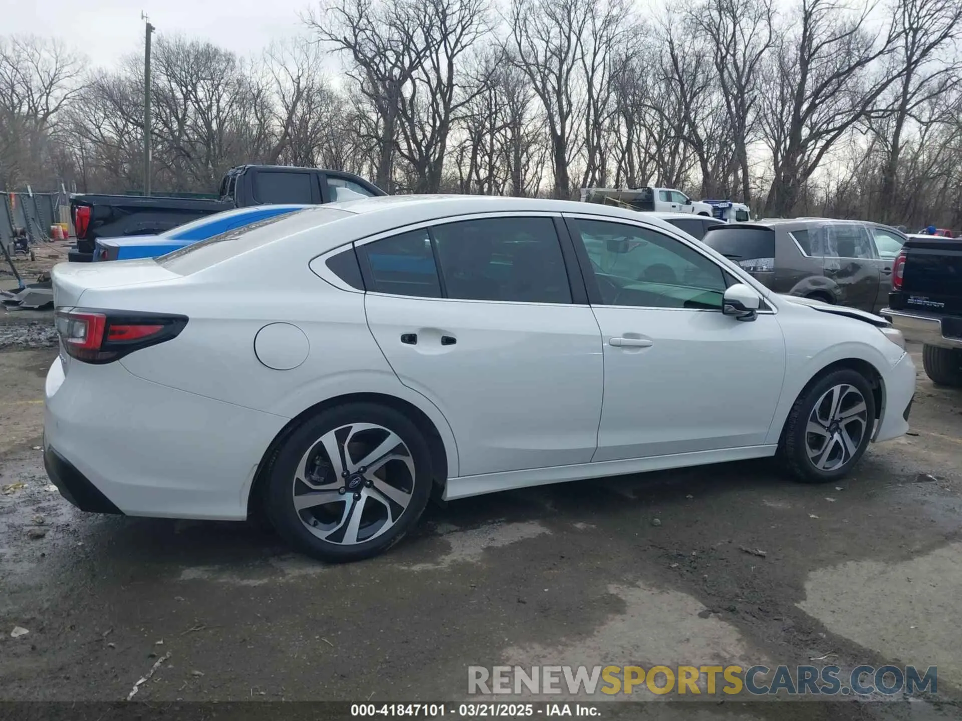 14 Photograph of a damaged car 4S3BWAL61L3003411 SUBARU LEGACY 2020