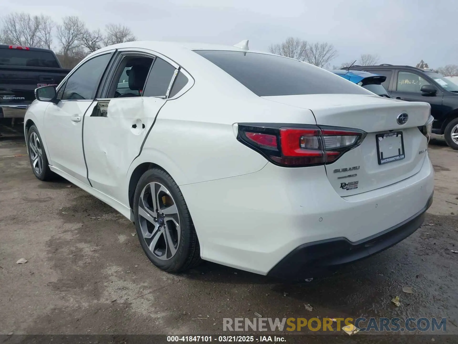 3 Photograph of a damaged car 4S3BWAL61L3003411 SUBARU LEGACY 2020