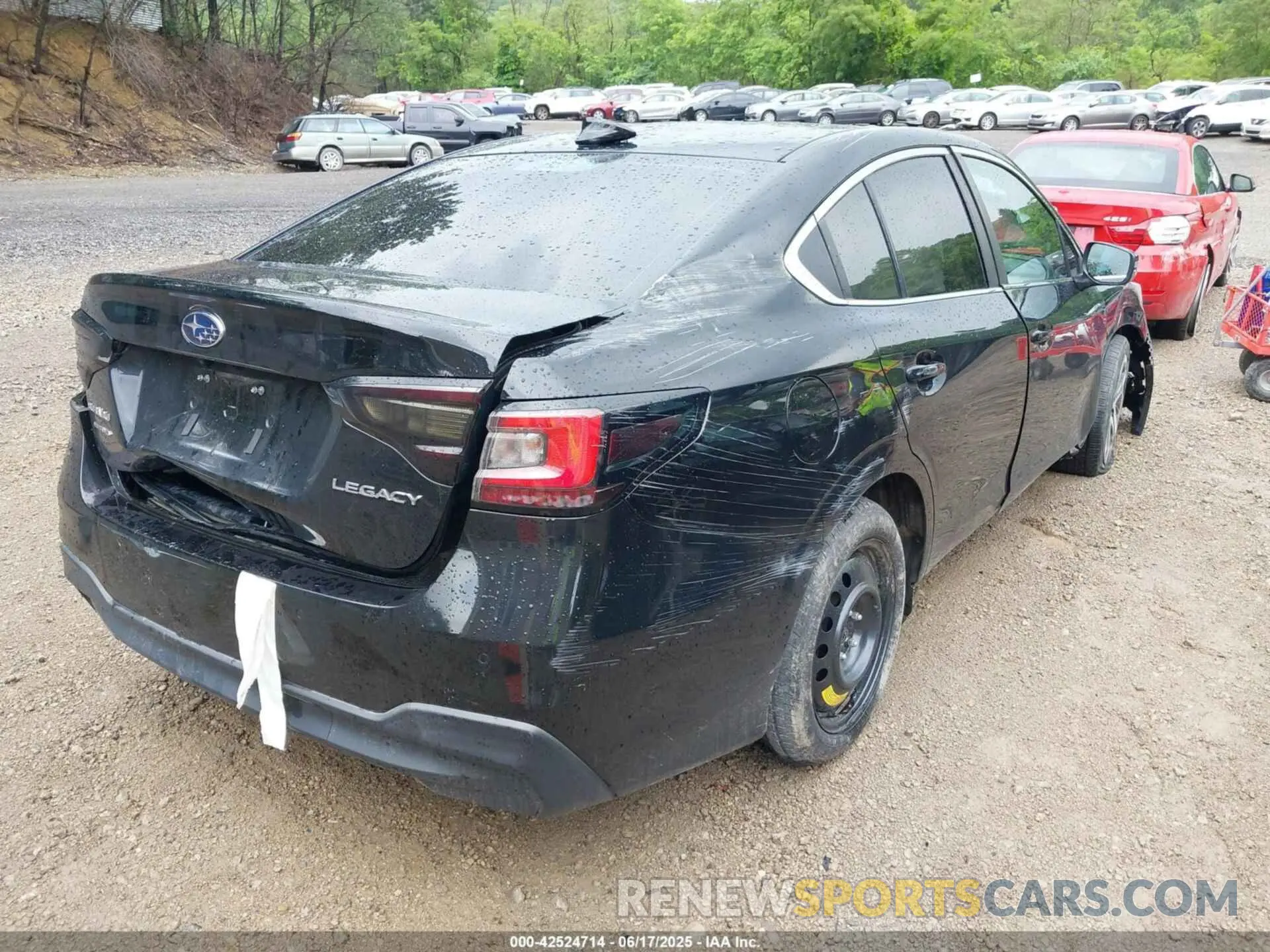 4 Photograph of a damaged car 4S3BWAN65L3028941 SUBARU LEGACY 2020