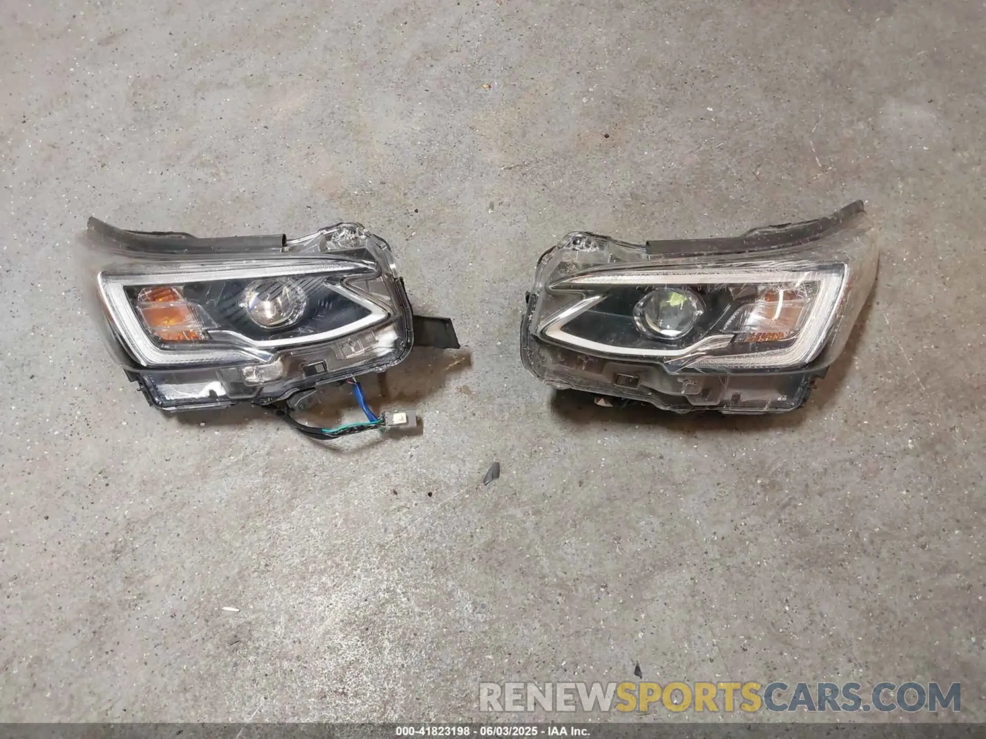 11 Photograph of a damaged car 4S3BWAN68L3020591 SUBARU LEGACY 2020