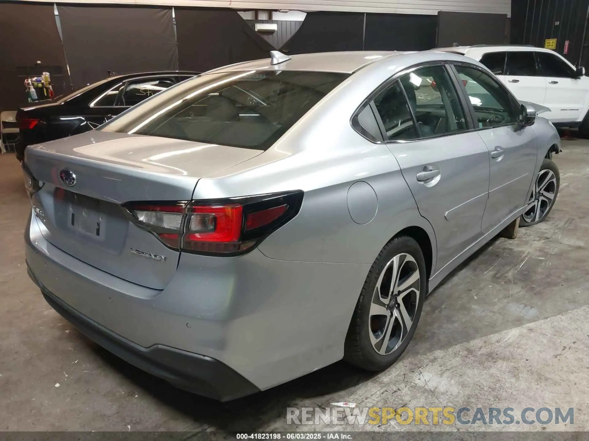 4 Photograph of a damaged car 4S3BWAN68L3020591 SUBARU LEGACY 2020