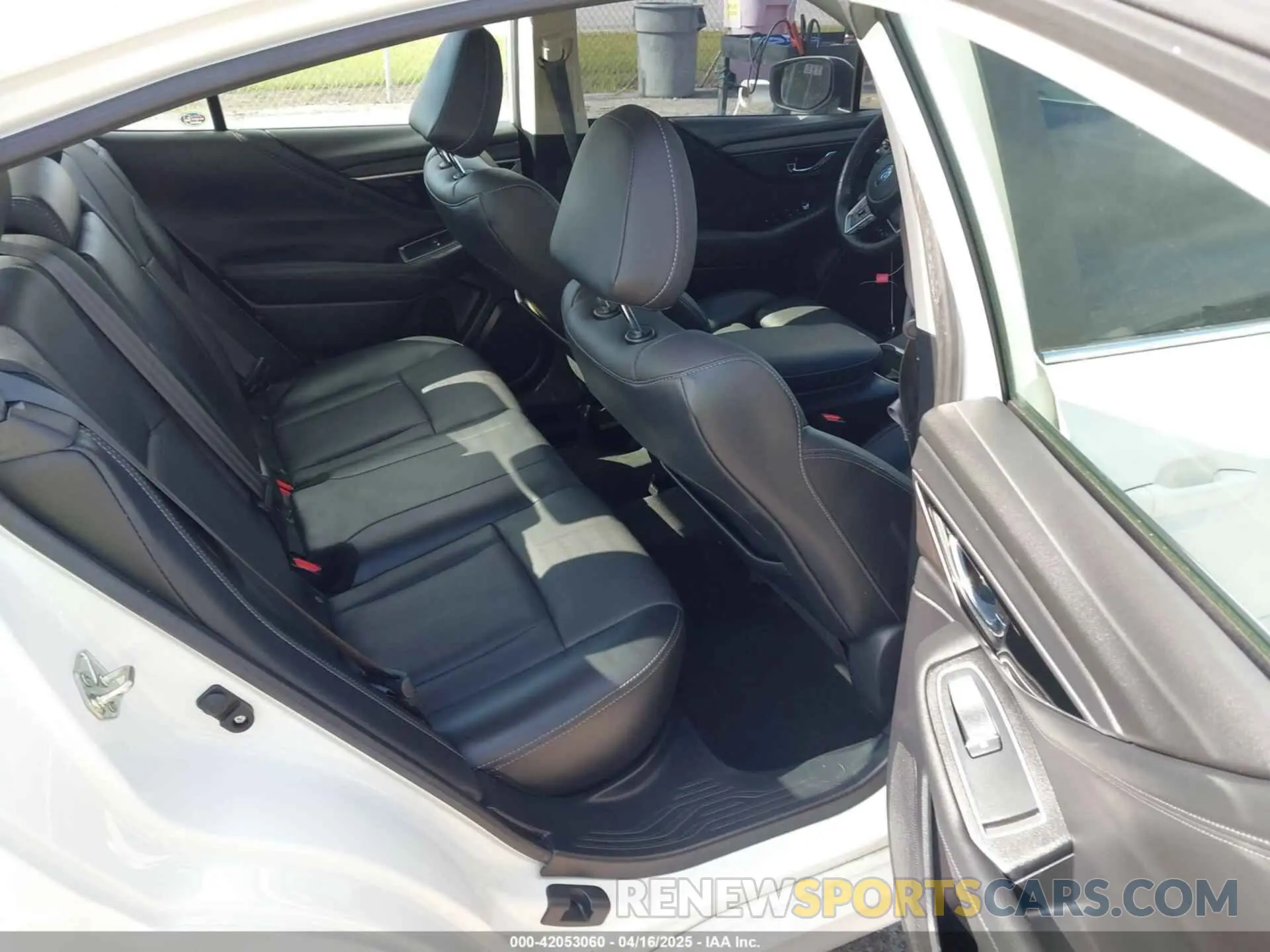 8 Photograph of a damaged car 4S3BWAN6XL3023069 SUBARU LEGACY 2020