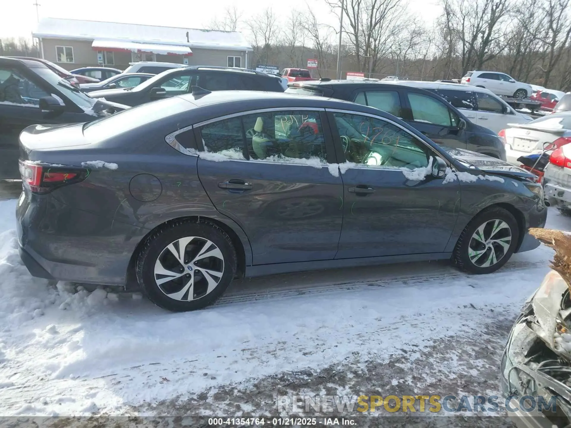 14 Photograph of a damaged car 4S3BWAD60M3002914 SUBARU LEGACY 2021