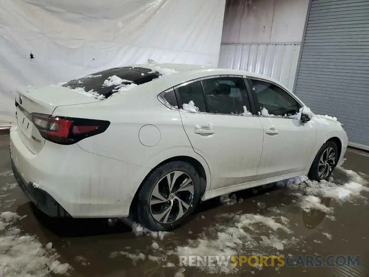 3 Photograph of a damaged car 4S3BWAD60M3015579 SUBARU LEGACY 2021