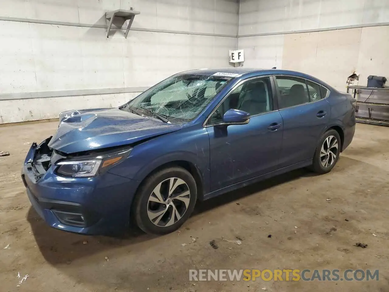 1 Photograph of a damaged car 4S3BWAD66M3012766 SUBARU LEGACY 2021