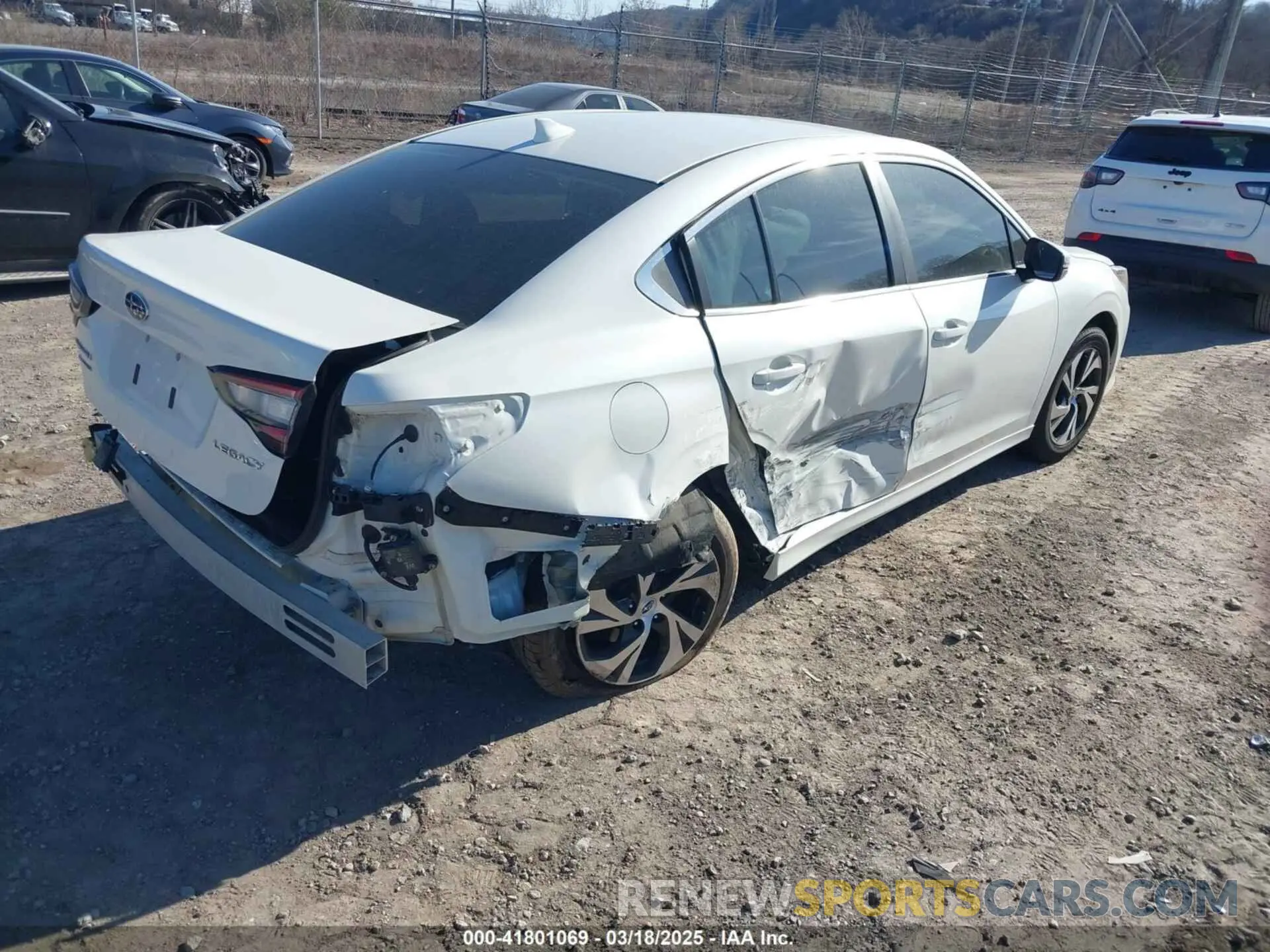 4 Photograph of a damaged car 4S3BWAD6XM3005206 SUBARU LEGACY 2021