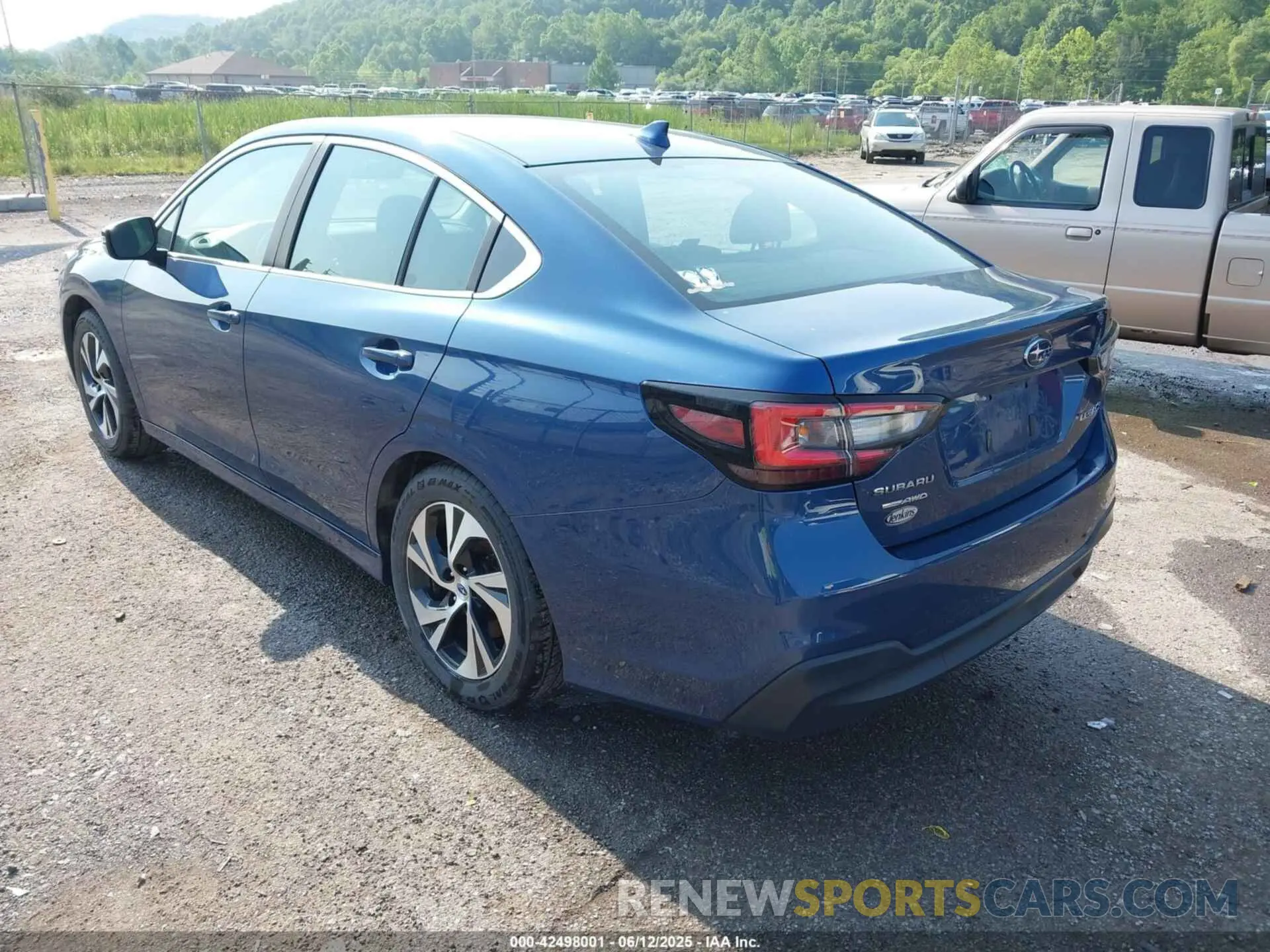3 Photograph of a damaged car 4S3BWAD6XM3018683 SUBARU LEGACY 2021