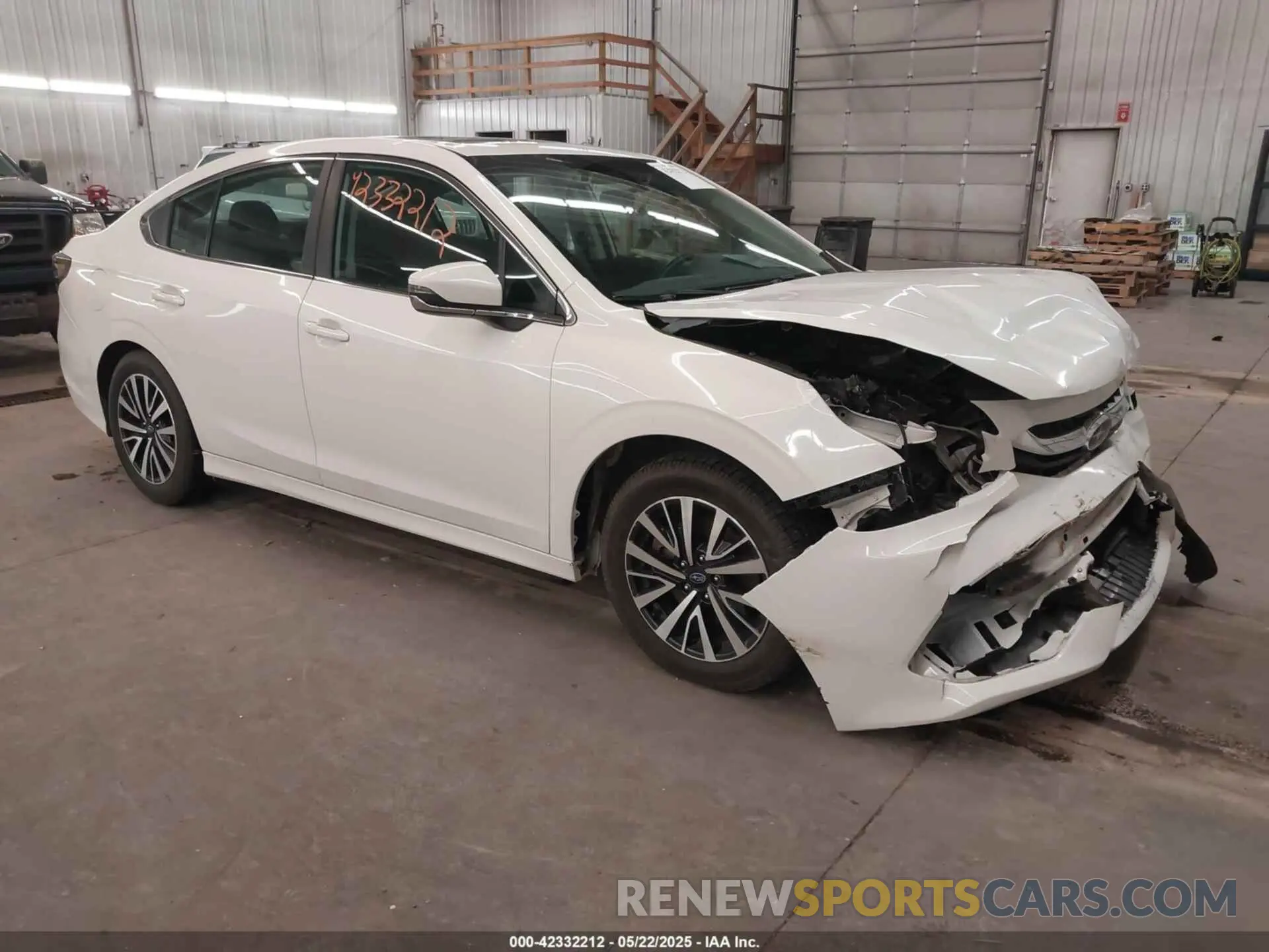 1 Photograph of a damaged car 4S3BWAF66M3019715 SUBARU LEGACY 2021