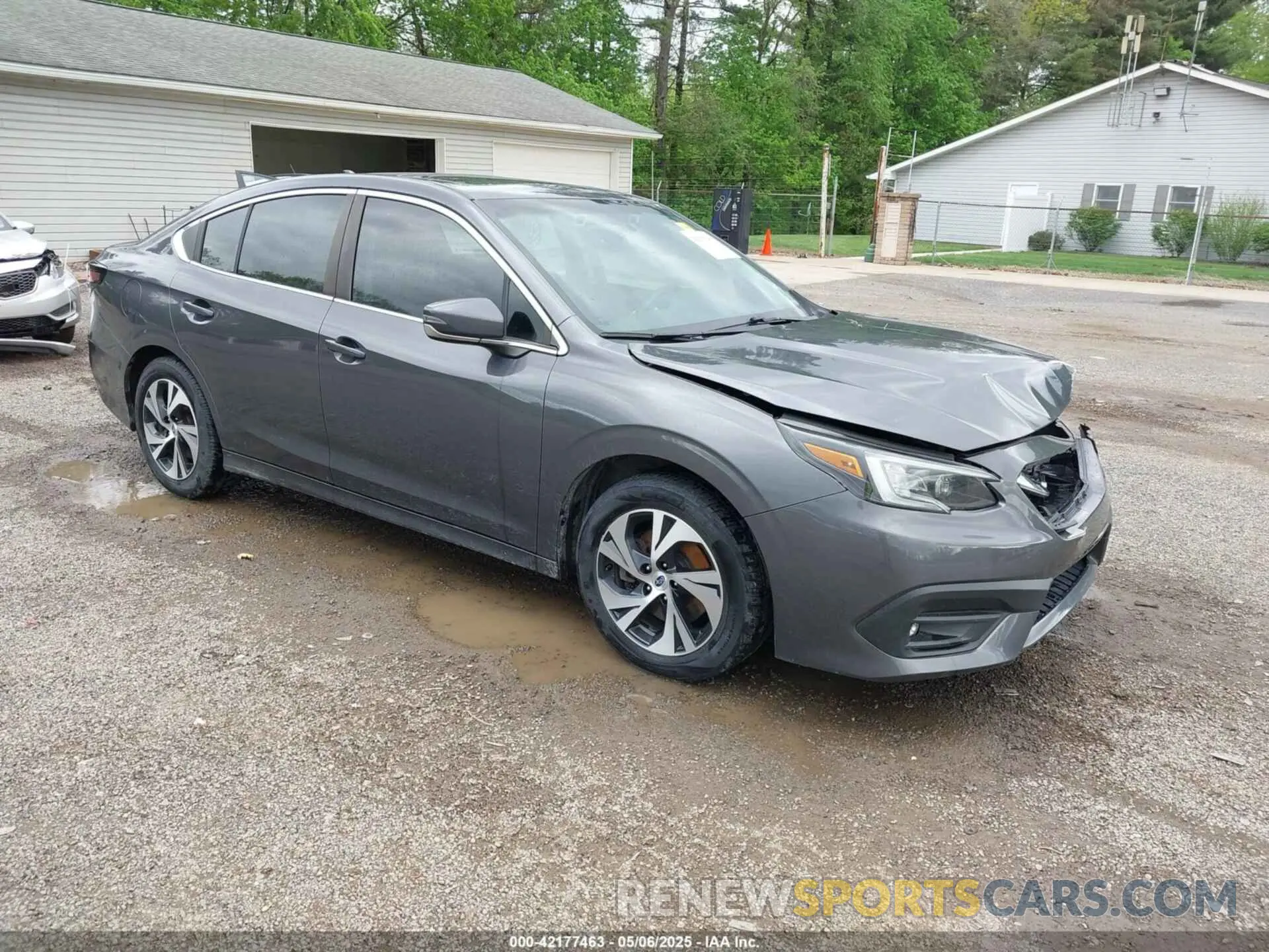 1 Photograph of a damaged car 4S3BWAF67M3013955 SUBARU LEGACY 2021