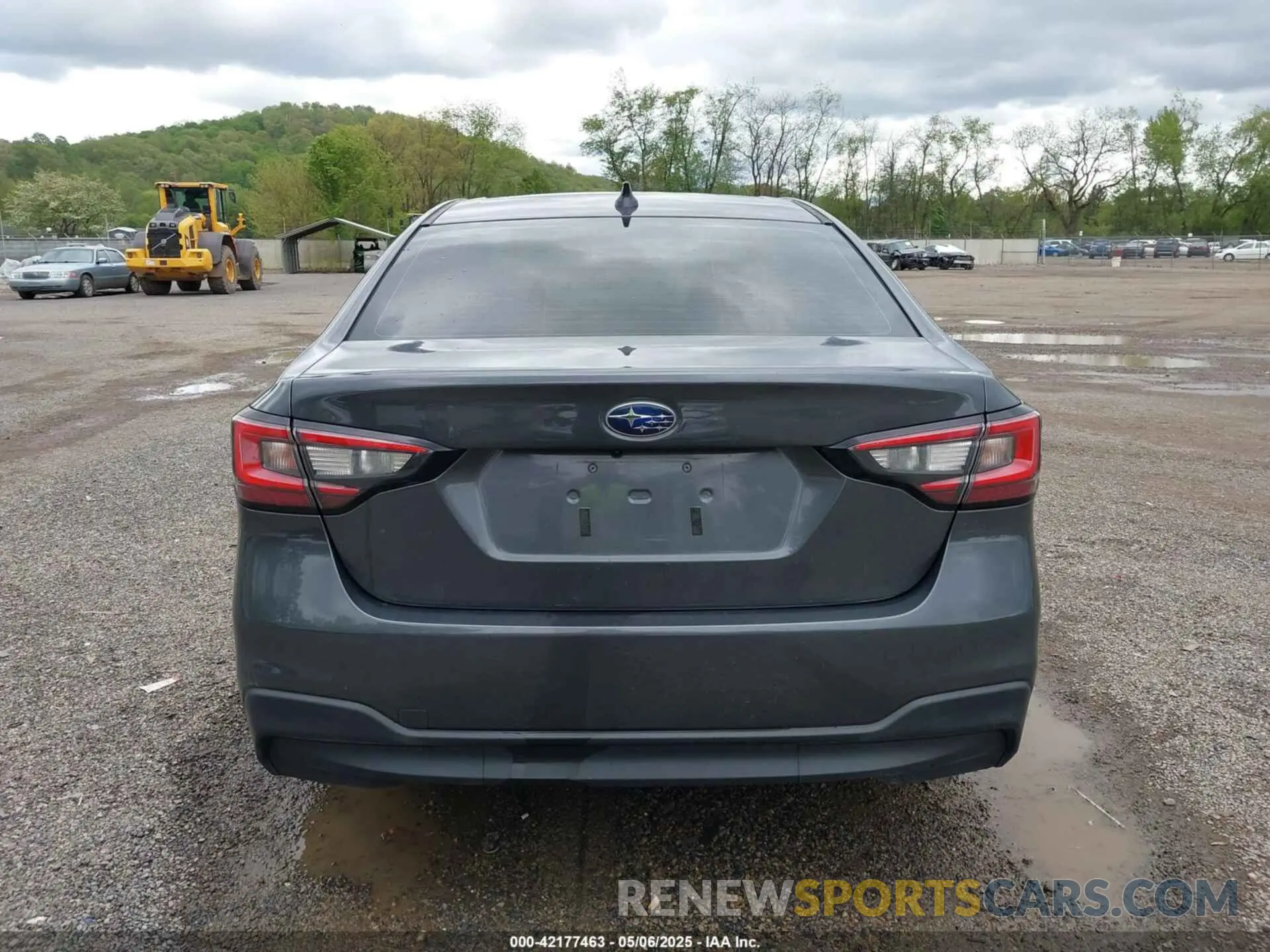 17 Photograph of a damaged car 4S3BWAF67M3013955 SUBARU LEGACY 2021