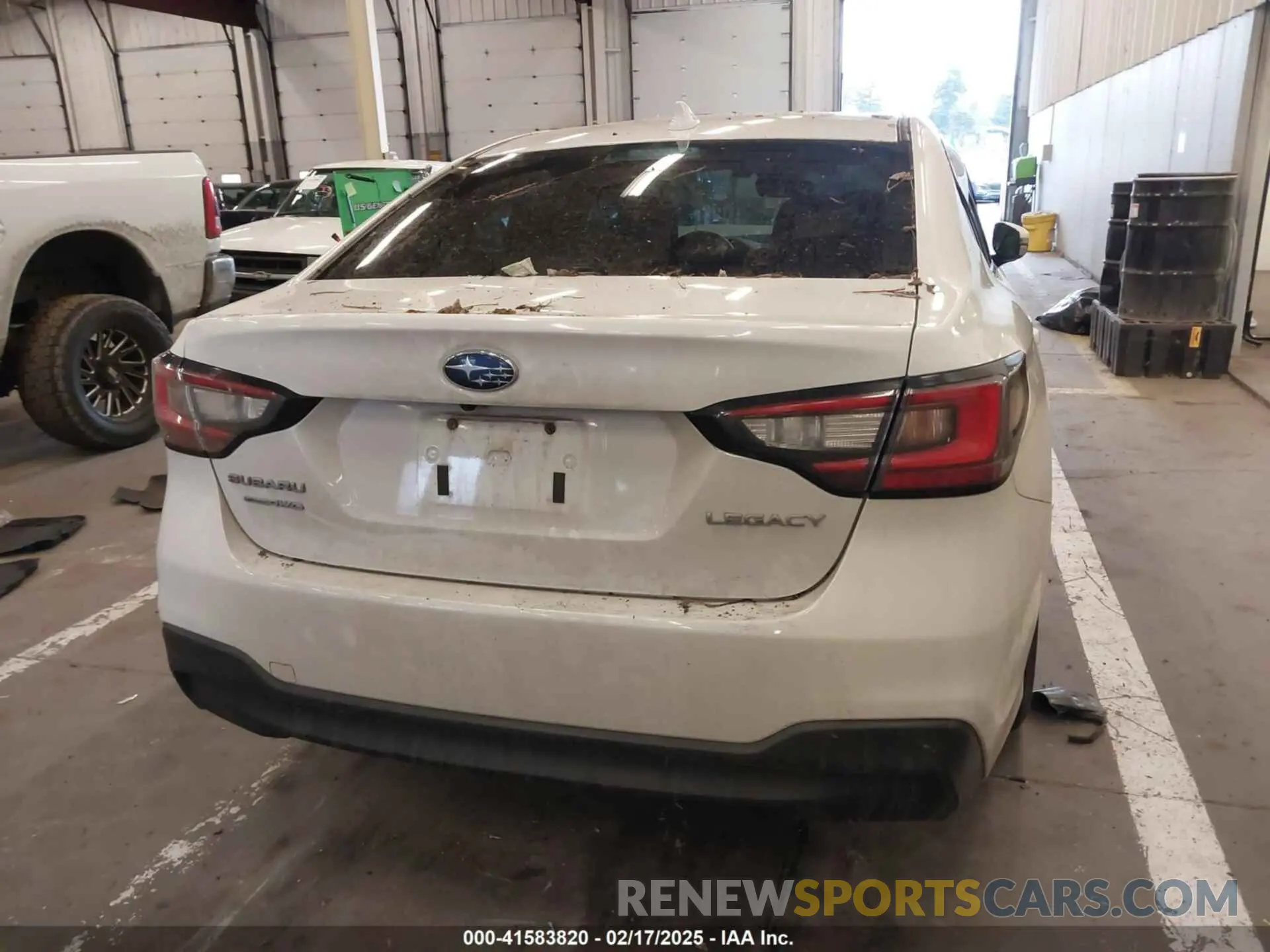 16 Photograph of a damaged car 4S3BWAF69M3020373 SUBARU LEGACY 2021