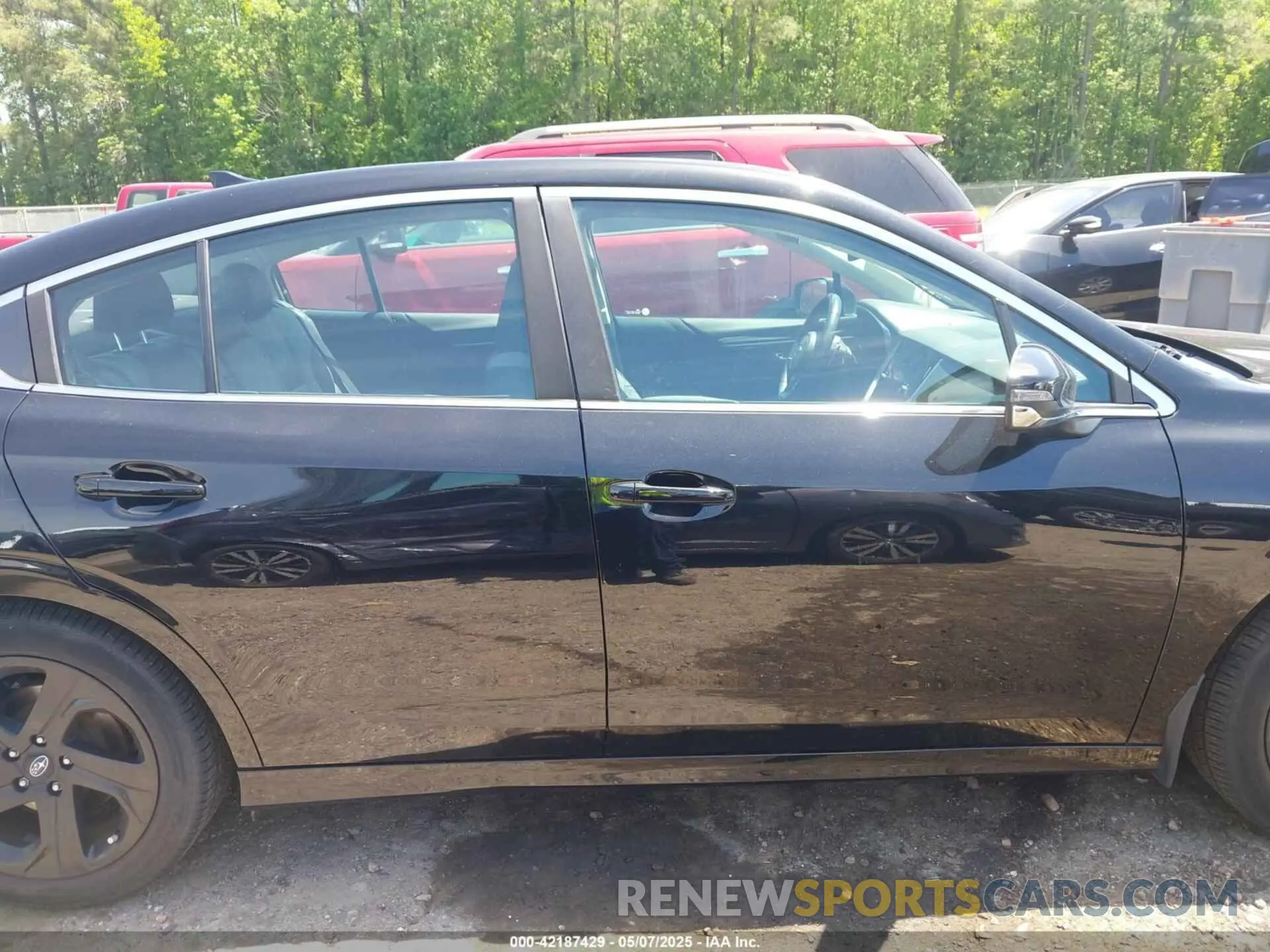 14 Photograph of a damaged car 4S3BWAG64M3004399 SUBARU LEGACY 2021