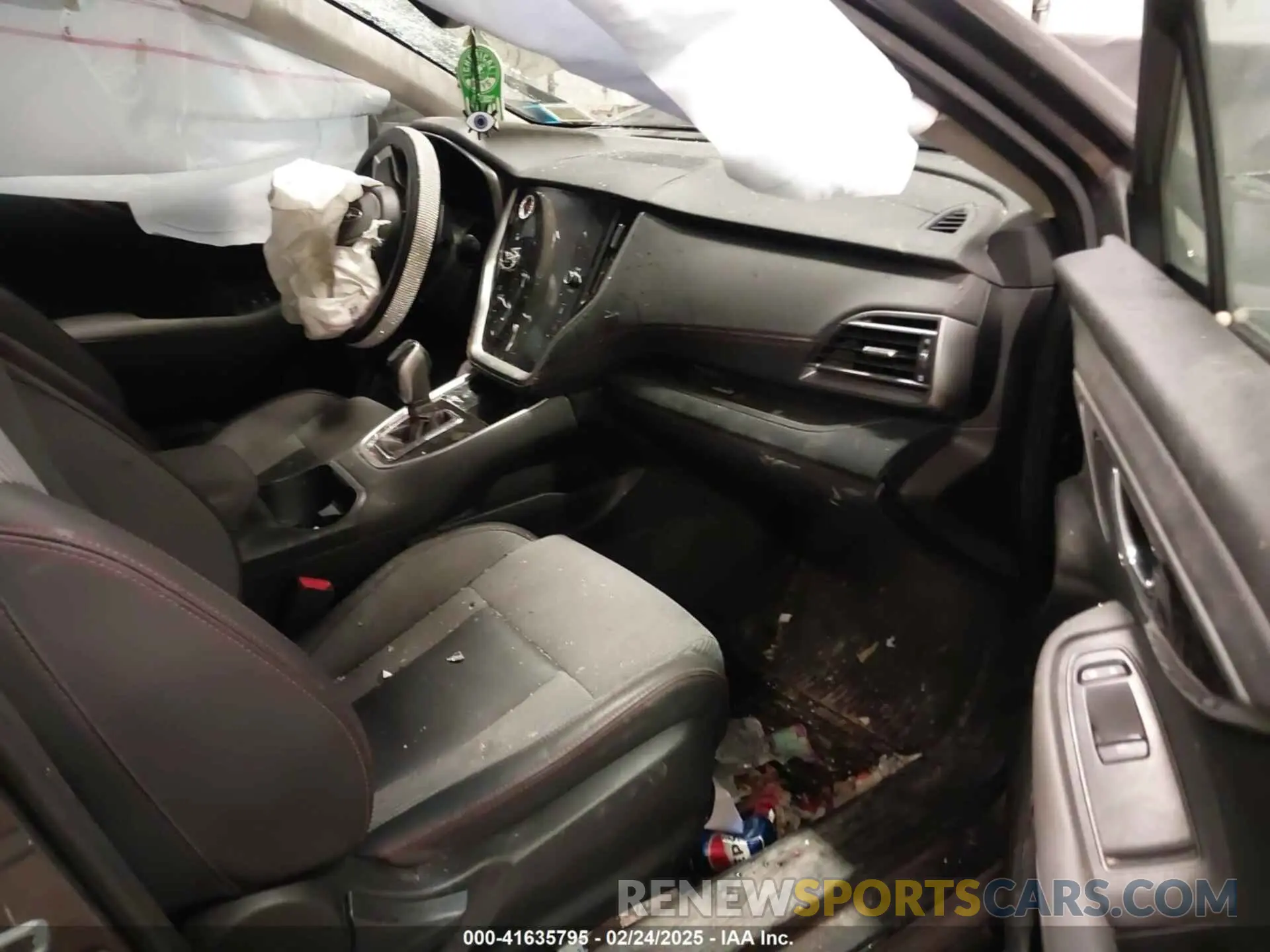 5 Photograph of a damaged car 4S3BWAH64M3015031 SUBARU LEGACY 2021