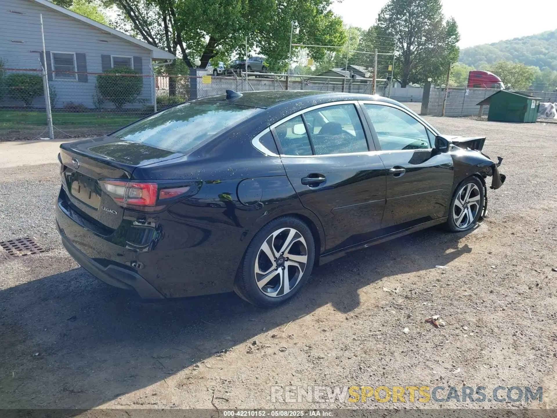4 Photograph of a damaged car 4S3BWAN63M3002260 SUBARU LEGACY 2021
