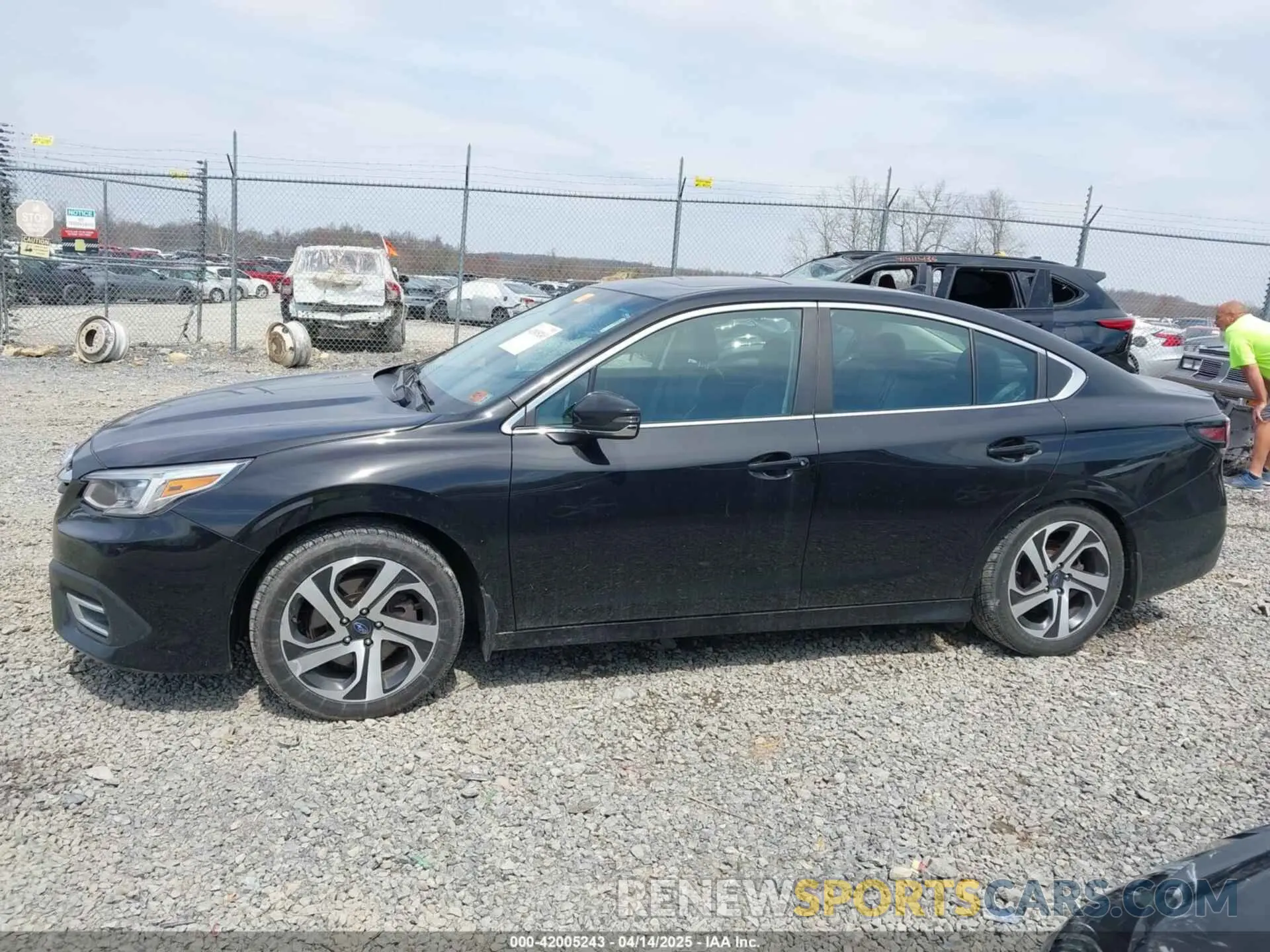 14 Photograph of a damaged car 4S3BWGN66M3003597 SUBARU LEGACY 2021