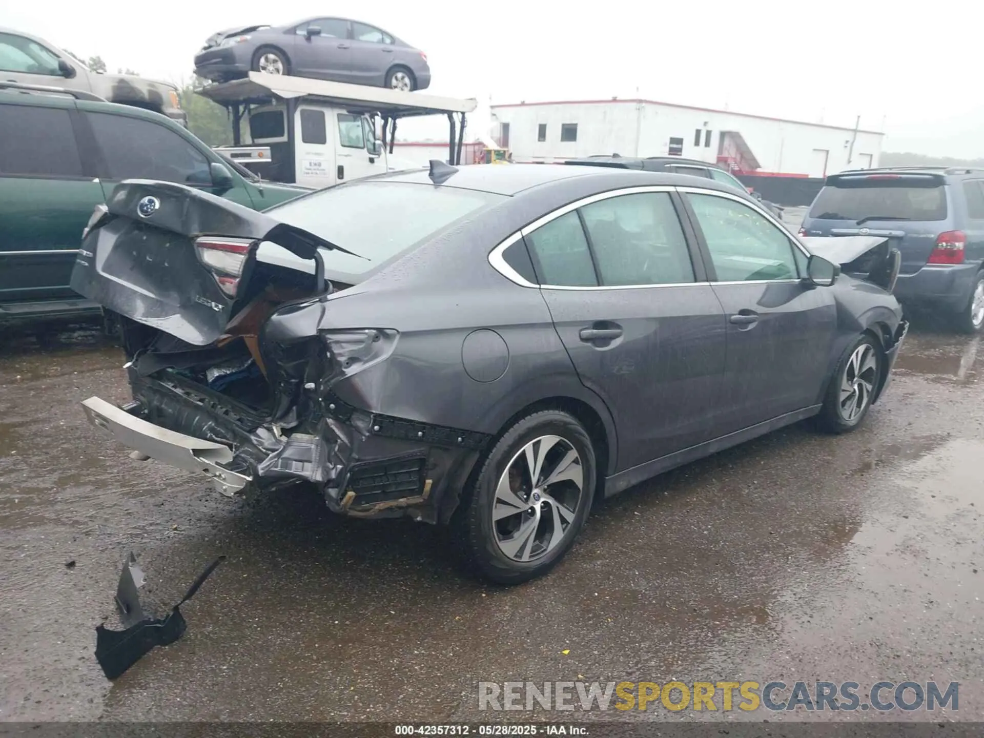 4 Photograph of a damaged car 4S3BWAB6XN3008661 SUBARU LEGACY 2022
