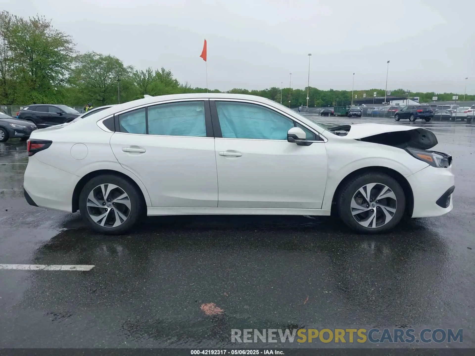 13 Photograph of a damaged car 4S3BWAC68N3026431 SUBARU LEGACY 2022