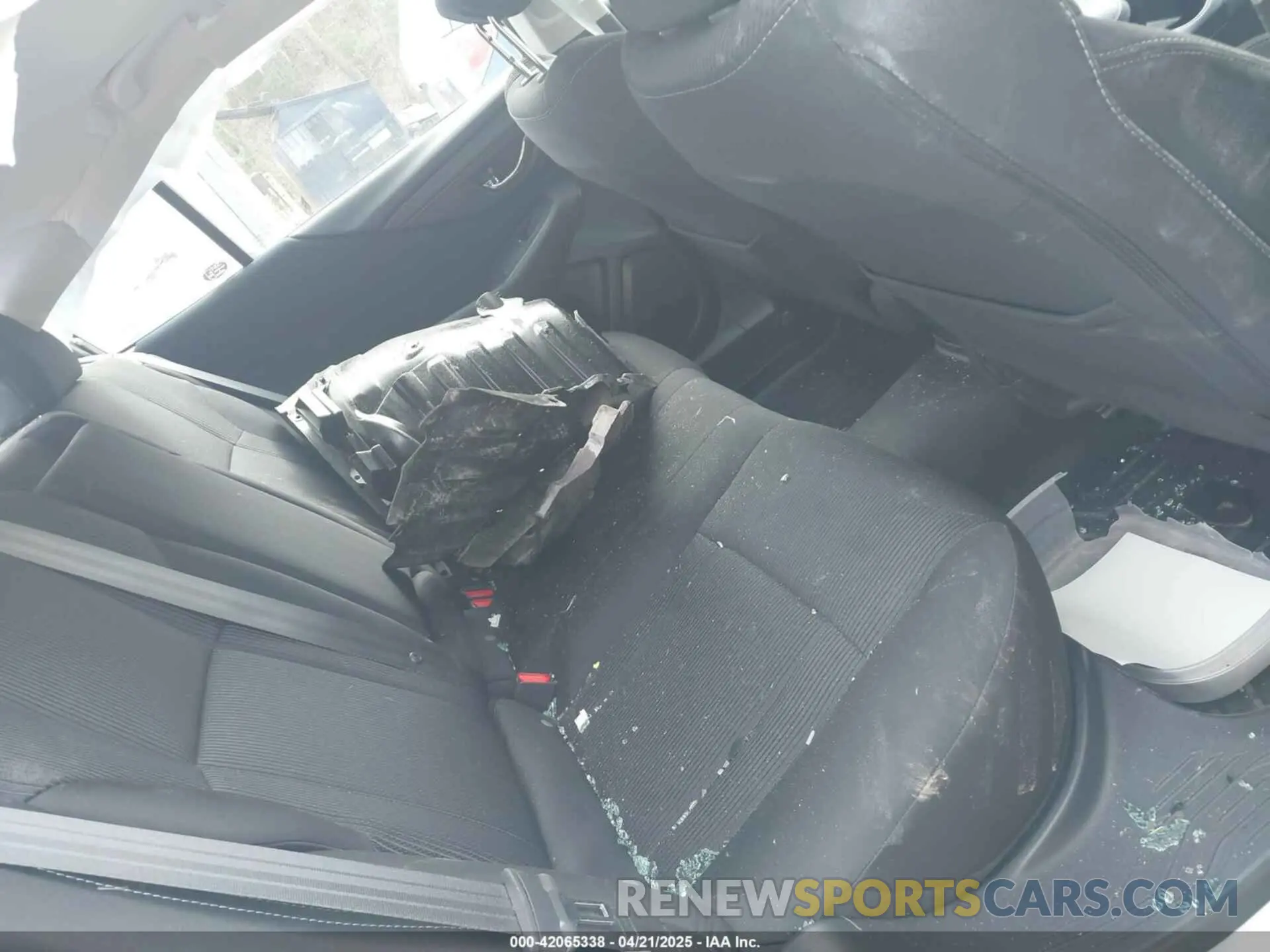 8 Photograph of a damaged car 4S3BWAC69N3020704 SUBARU LEGACY 2022