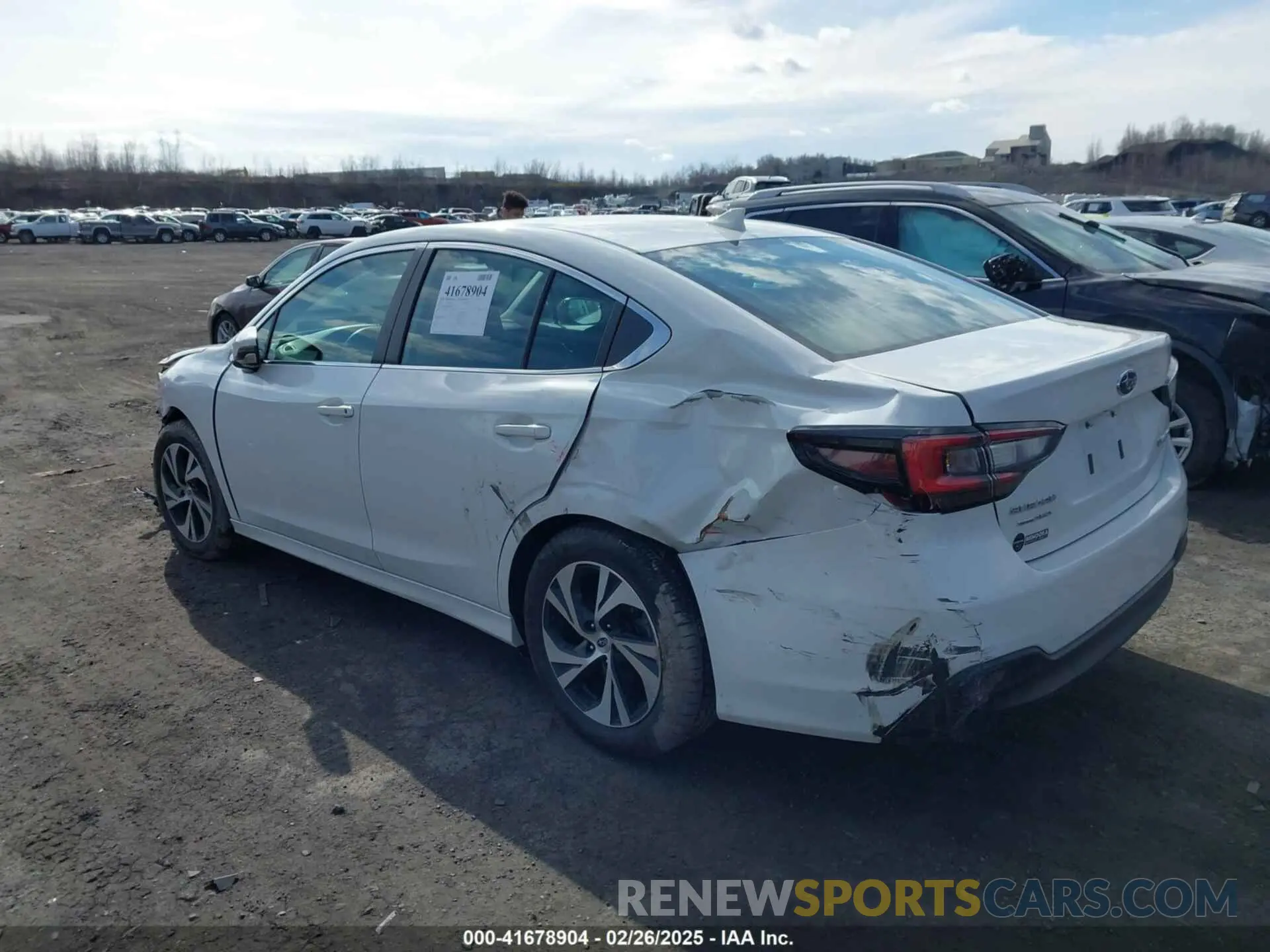 3 Photograph of a damaged car 4S3BWAD60N3028415 SUBARU LEGACY 2022