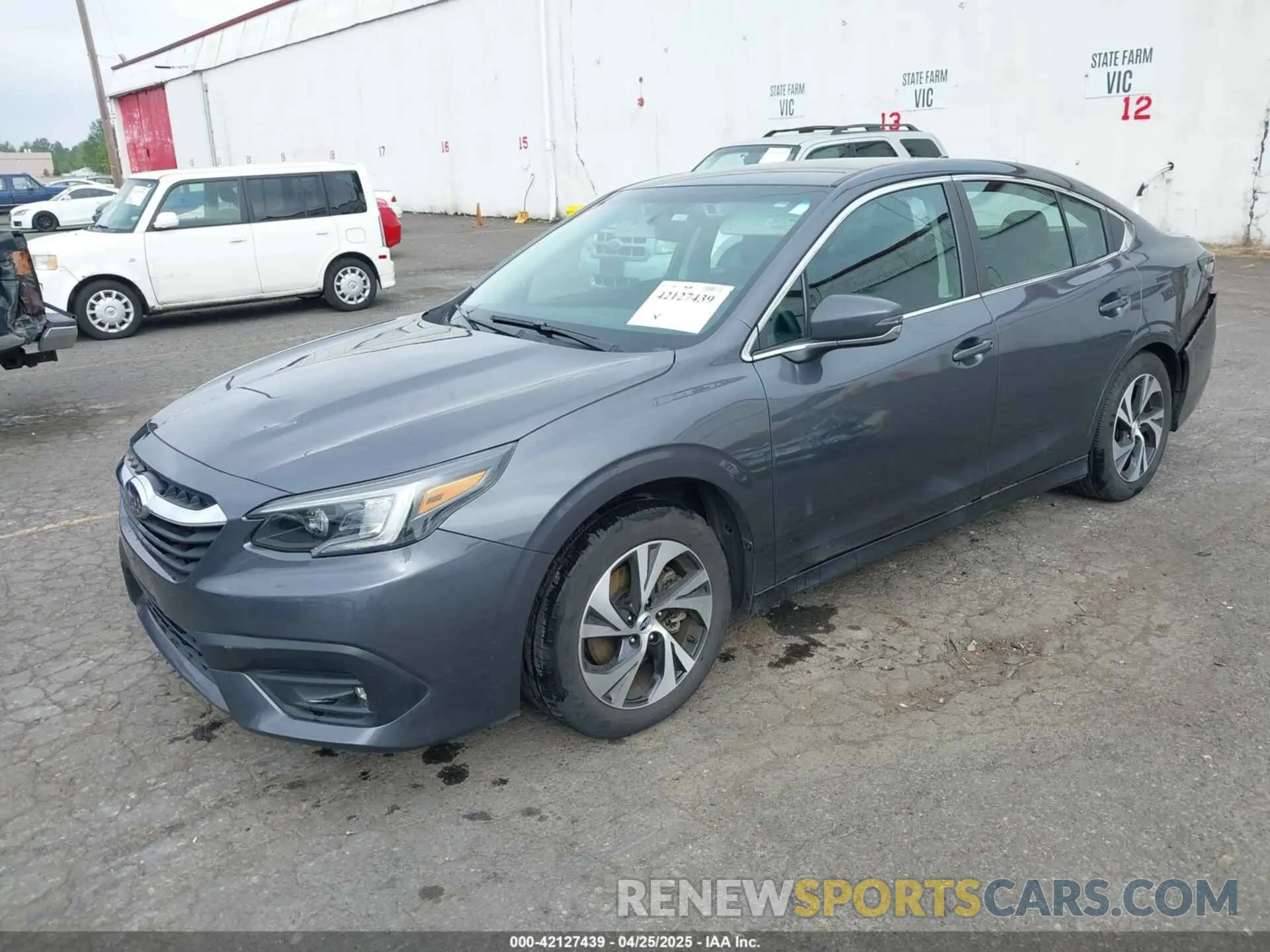 2 Photograph of a damaged car 4S3BWAD63N3013083 SUBARU LEGACY 2022