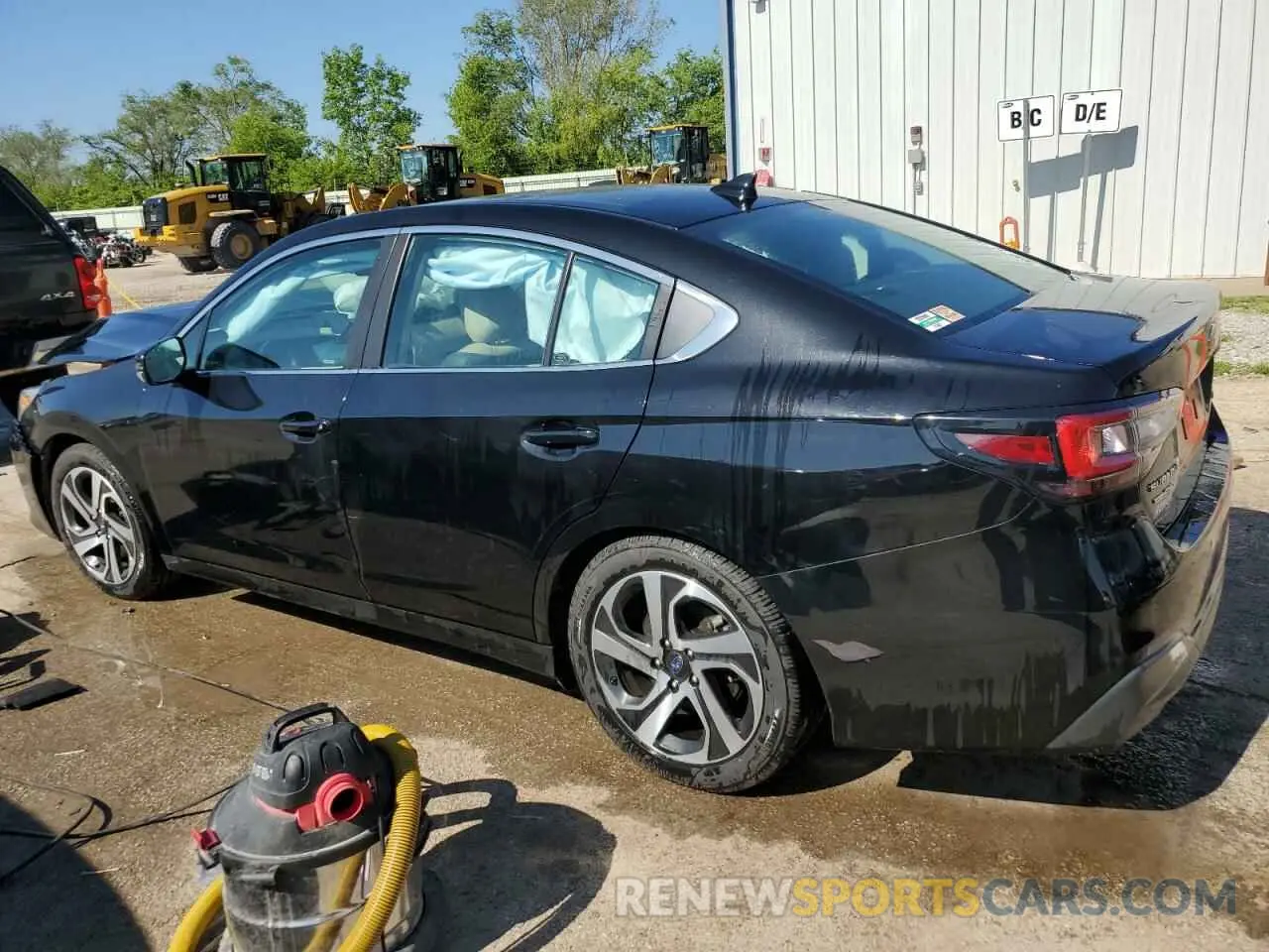 2 Photograph of a damaged car 4S3BWAN60N3019504 SUBARU LEGACY 2022