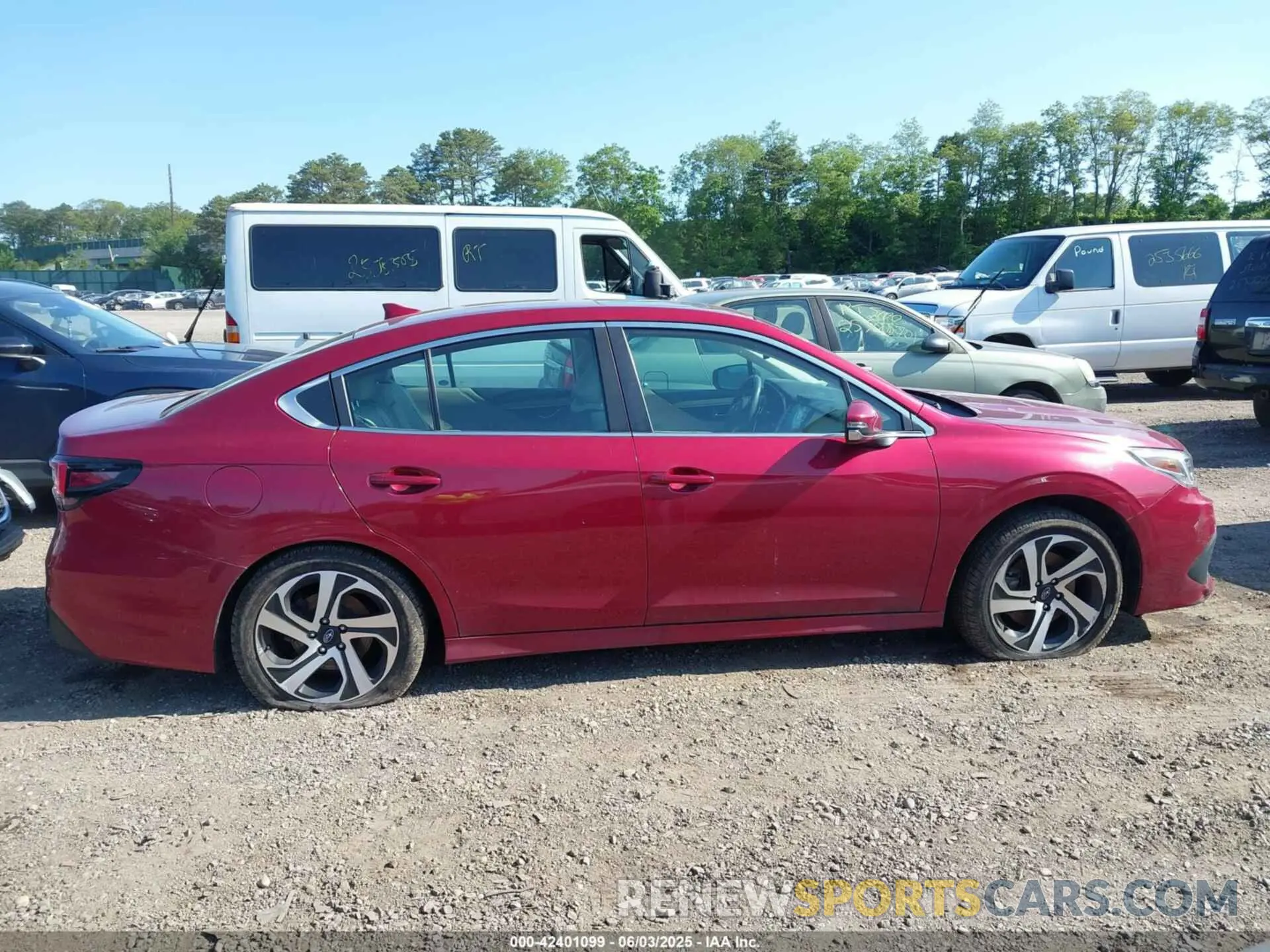 13 Photograph of a damaged car 4S3BWAN62N3018256 SUBARU LEGACY 2022