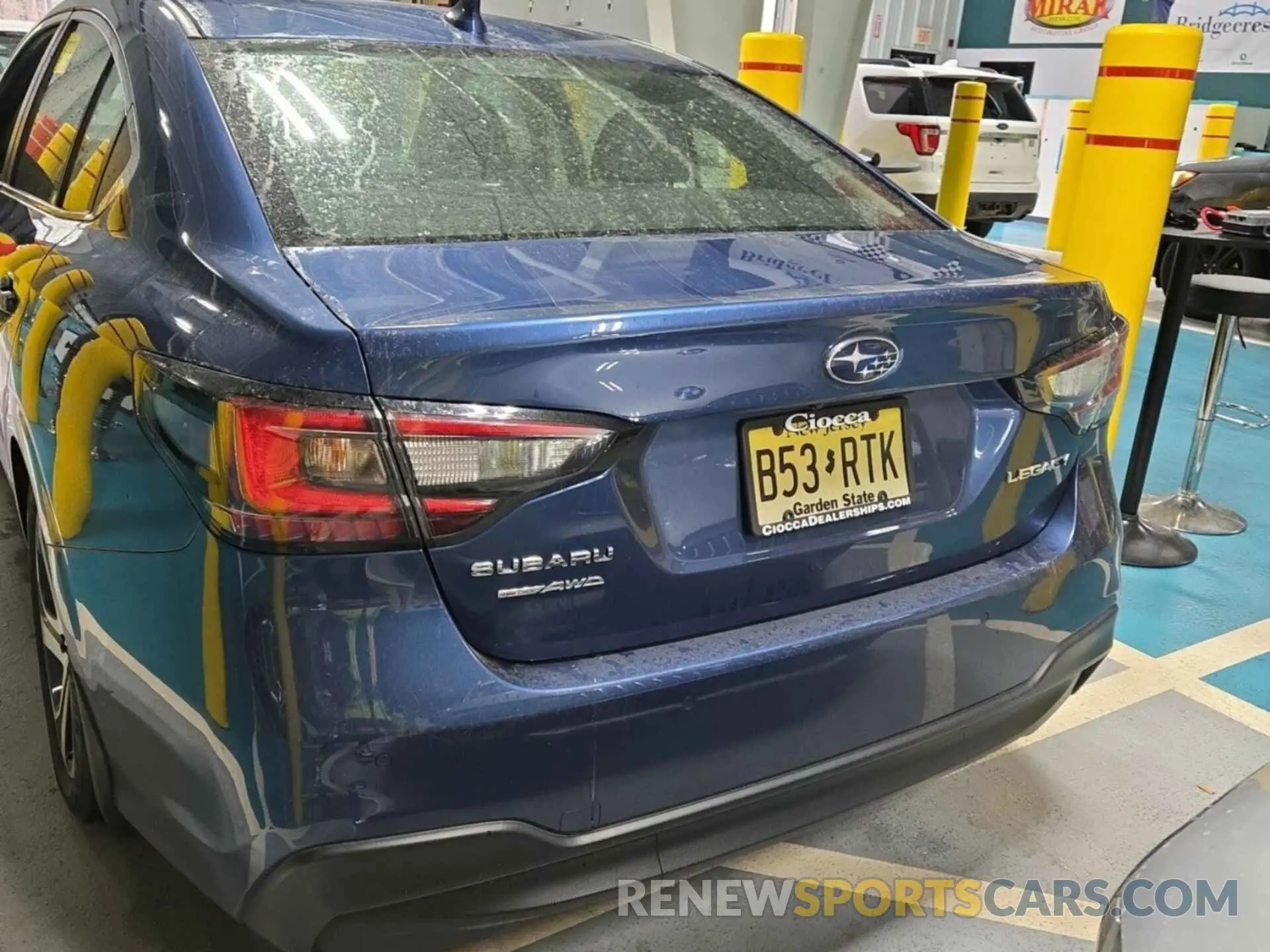 39 Photograph of a damaged car 4S3BWAN63N3016872 SUBARU LEGACY 2022