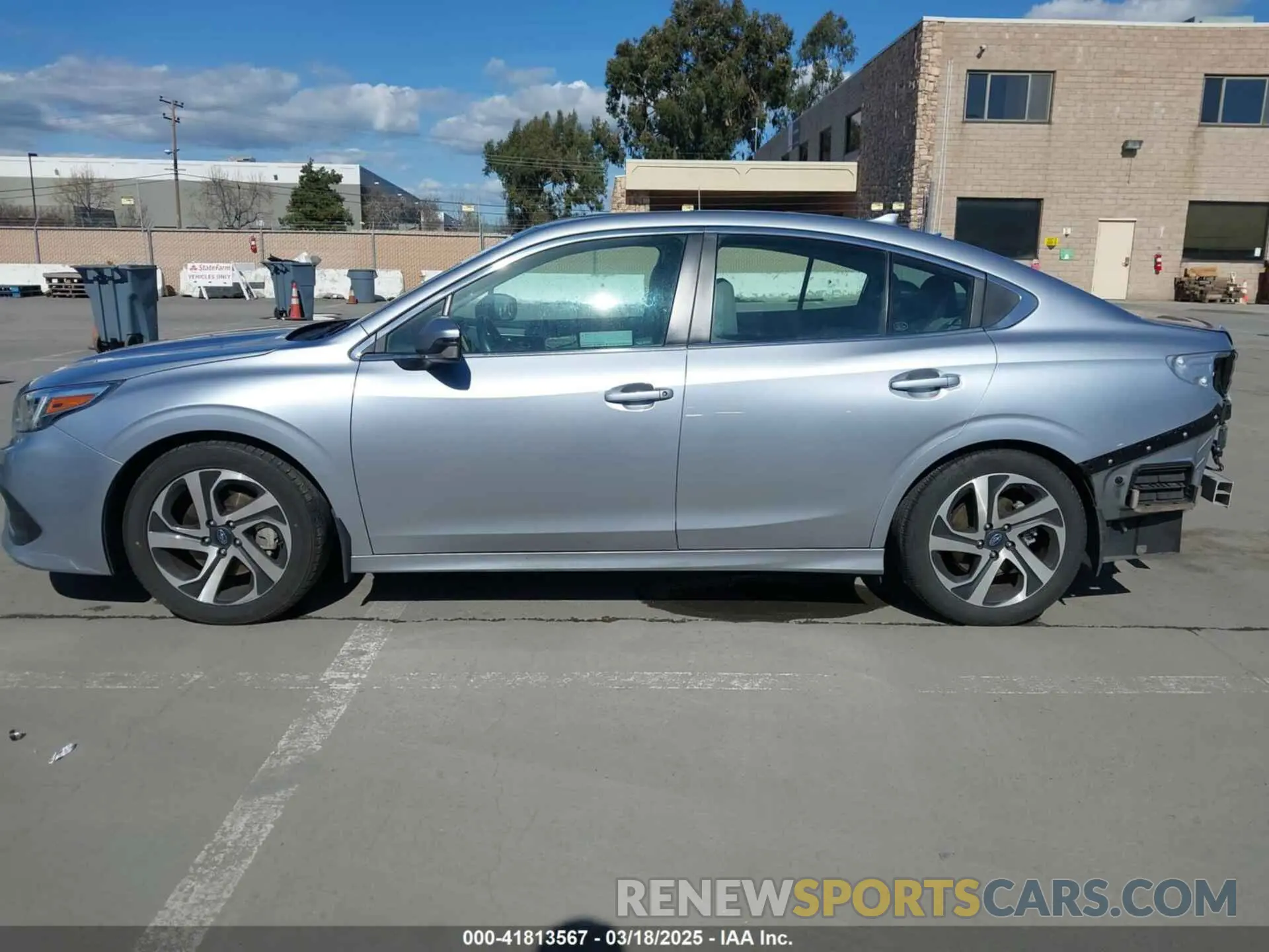15 Photograph of a damaged car 4S3BWAN64N3026620 SUBARU LEGACY 2022