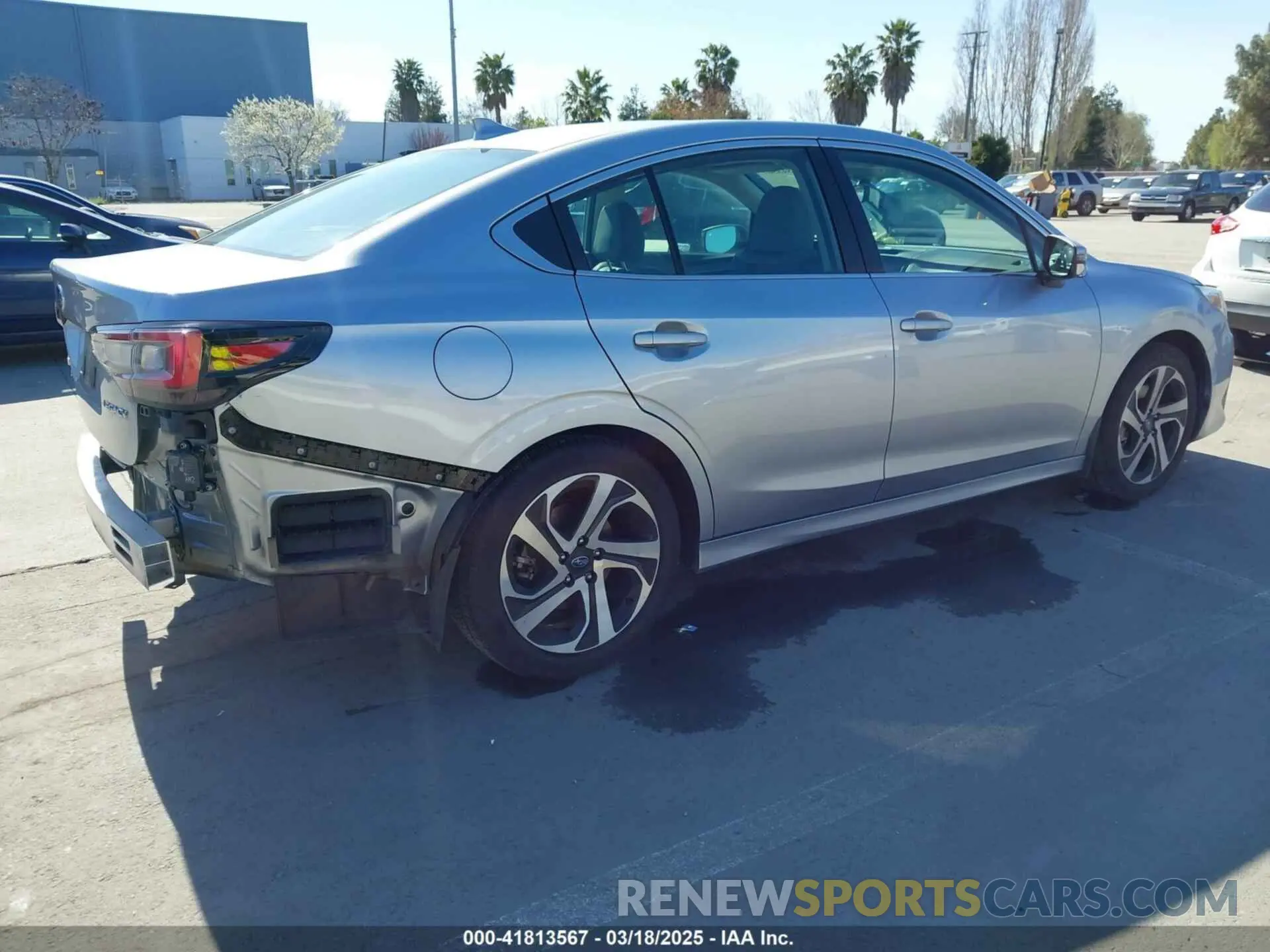 4 Photograph of a damaged car 4S3BWAN64N3026620 SUBARU LEGACY 2022