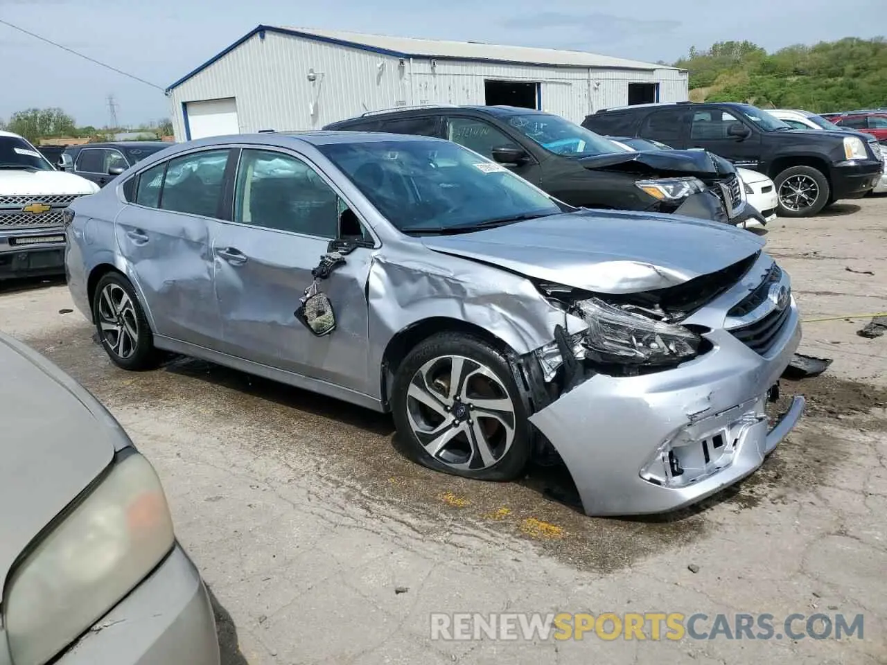 4 Photograph of a damaged car 4S3BWGN68N3028177 SUBARU LEGACY 2022