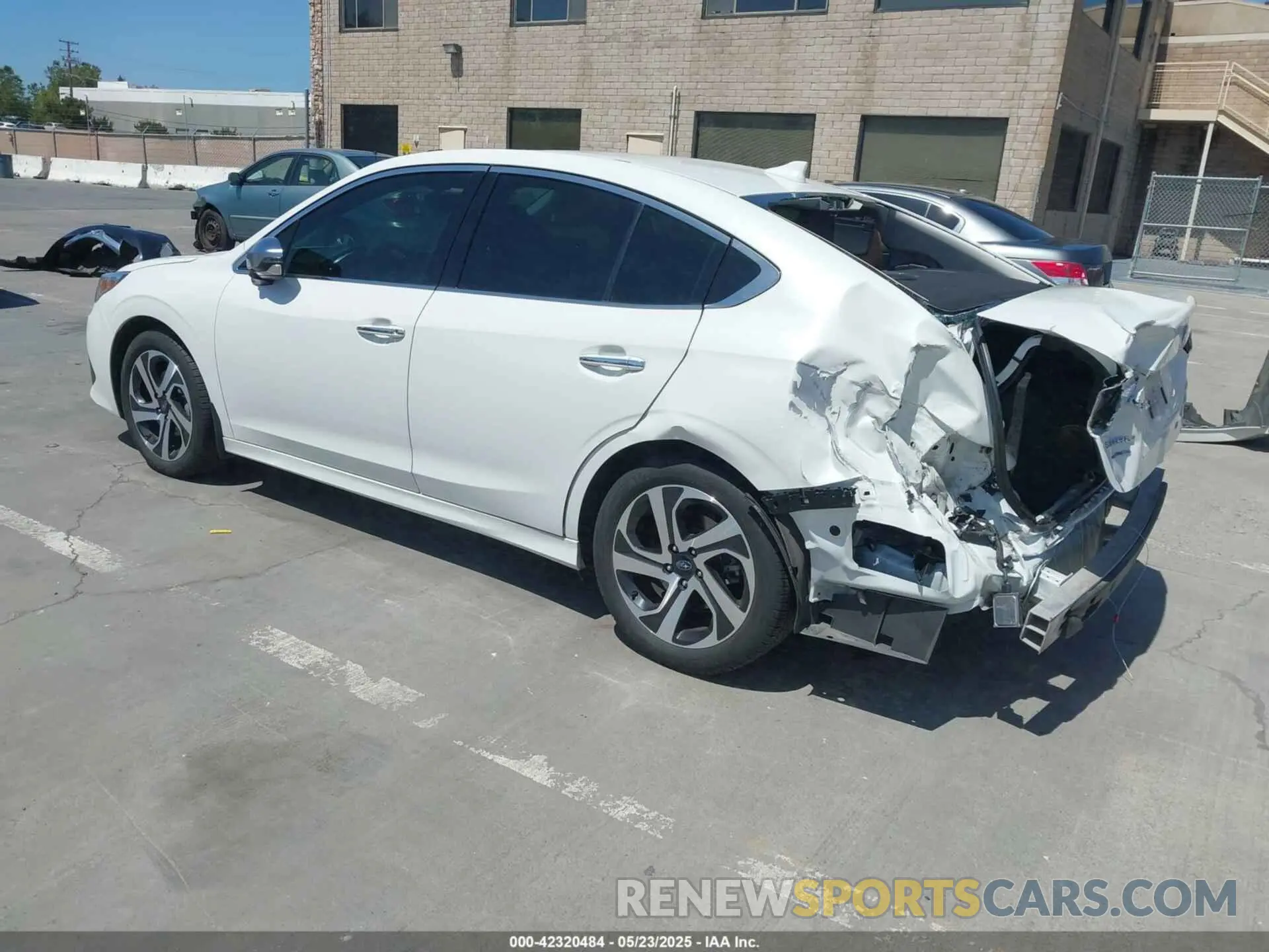 3 Photograph of a damaged car 4S3BWGP62N3019410 SUBARU LEGACY 2022