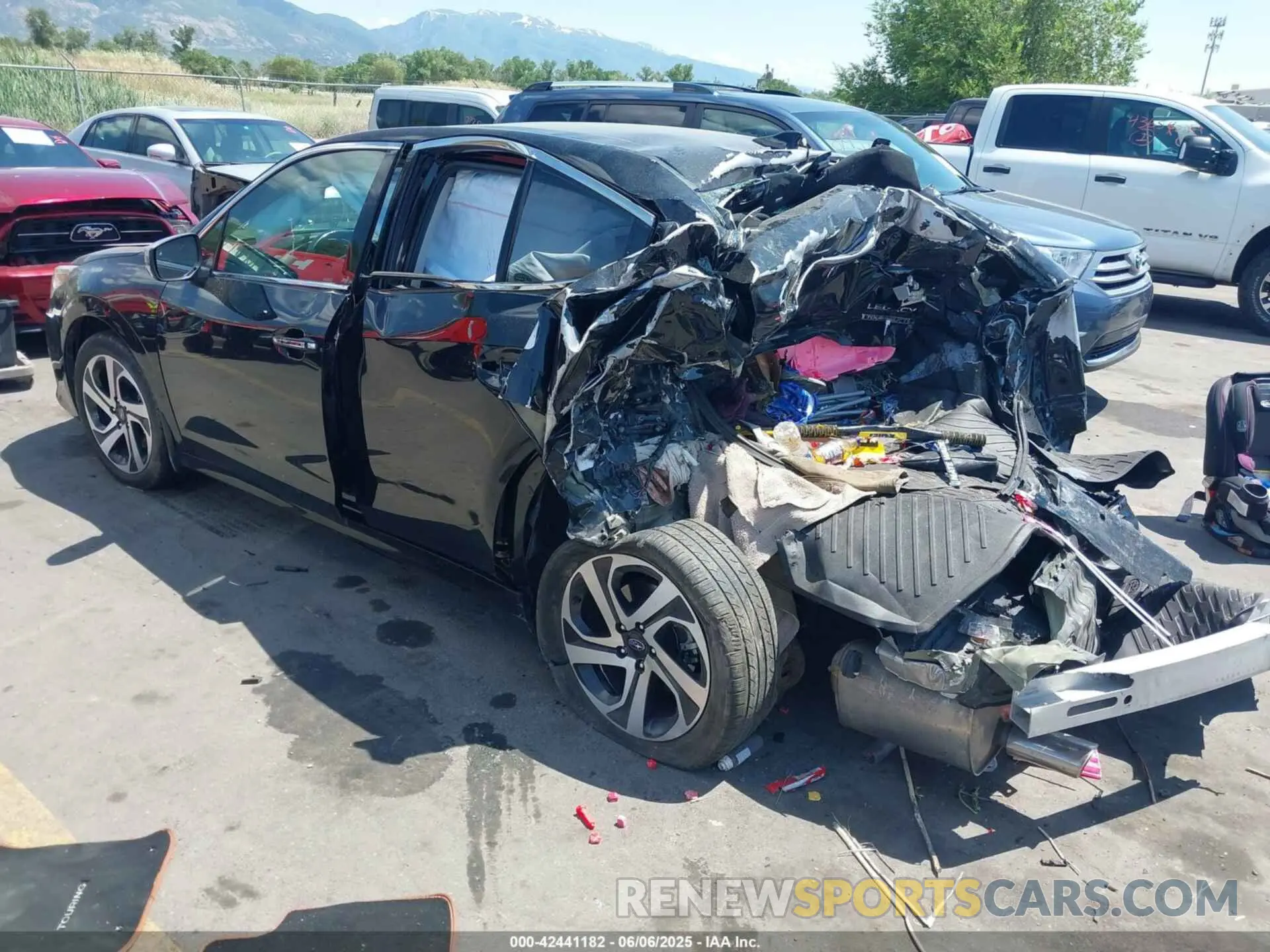 3 Photograph of a damaged car 4S3BWGP64N3017416 SUBARU LEGACY 2022