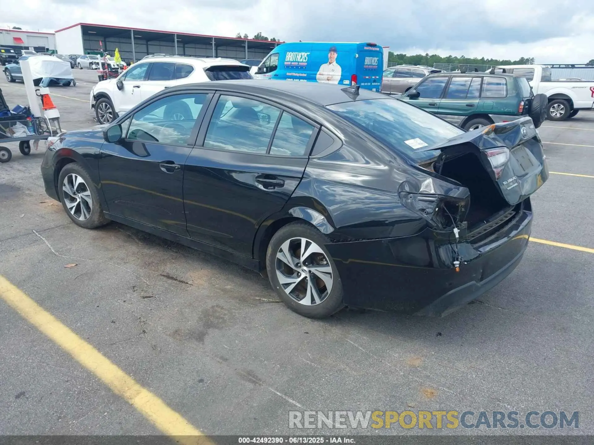 3 Photograph of a damaged car 4S3BWAB65P3015018 SUBARU LEGACY 2023