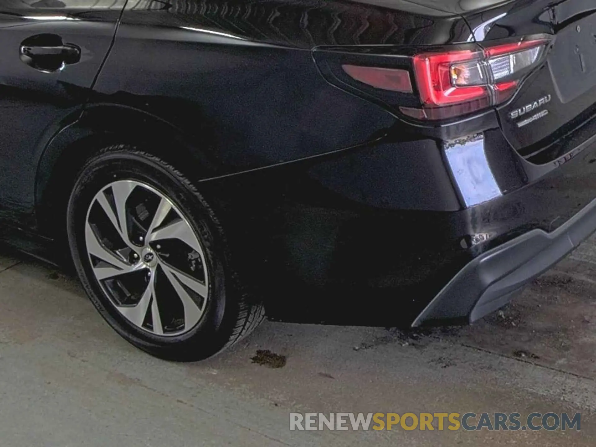 23 Photograph of a damaged car 4S3BWAD65P3008213 SUBARU LEGACY 2023