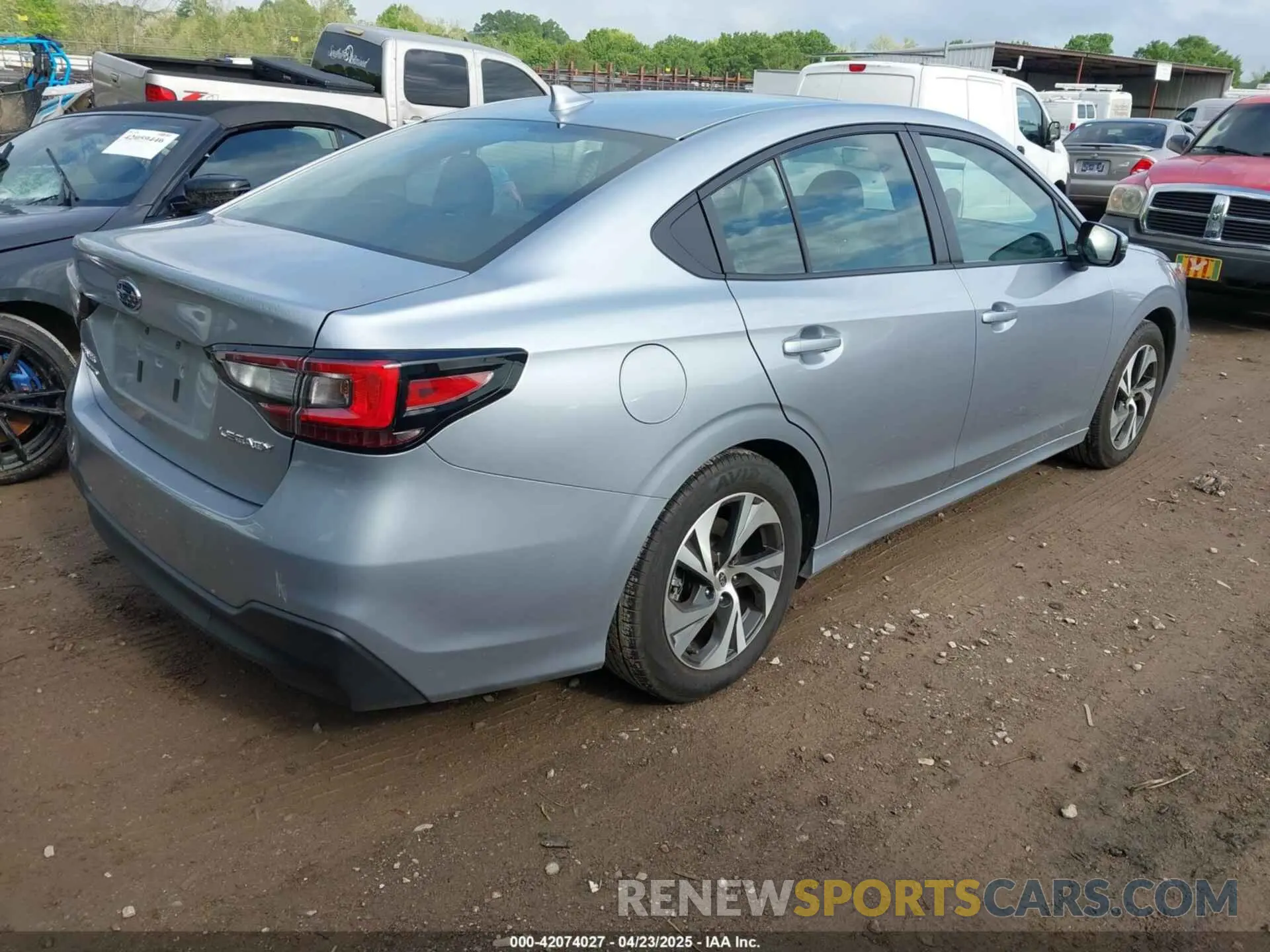 4 Photograph of a damaged car 4S3BWAF61P3012501 SUBARU LEGACY 2023
