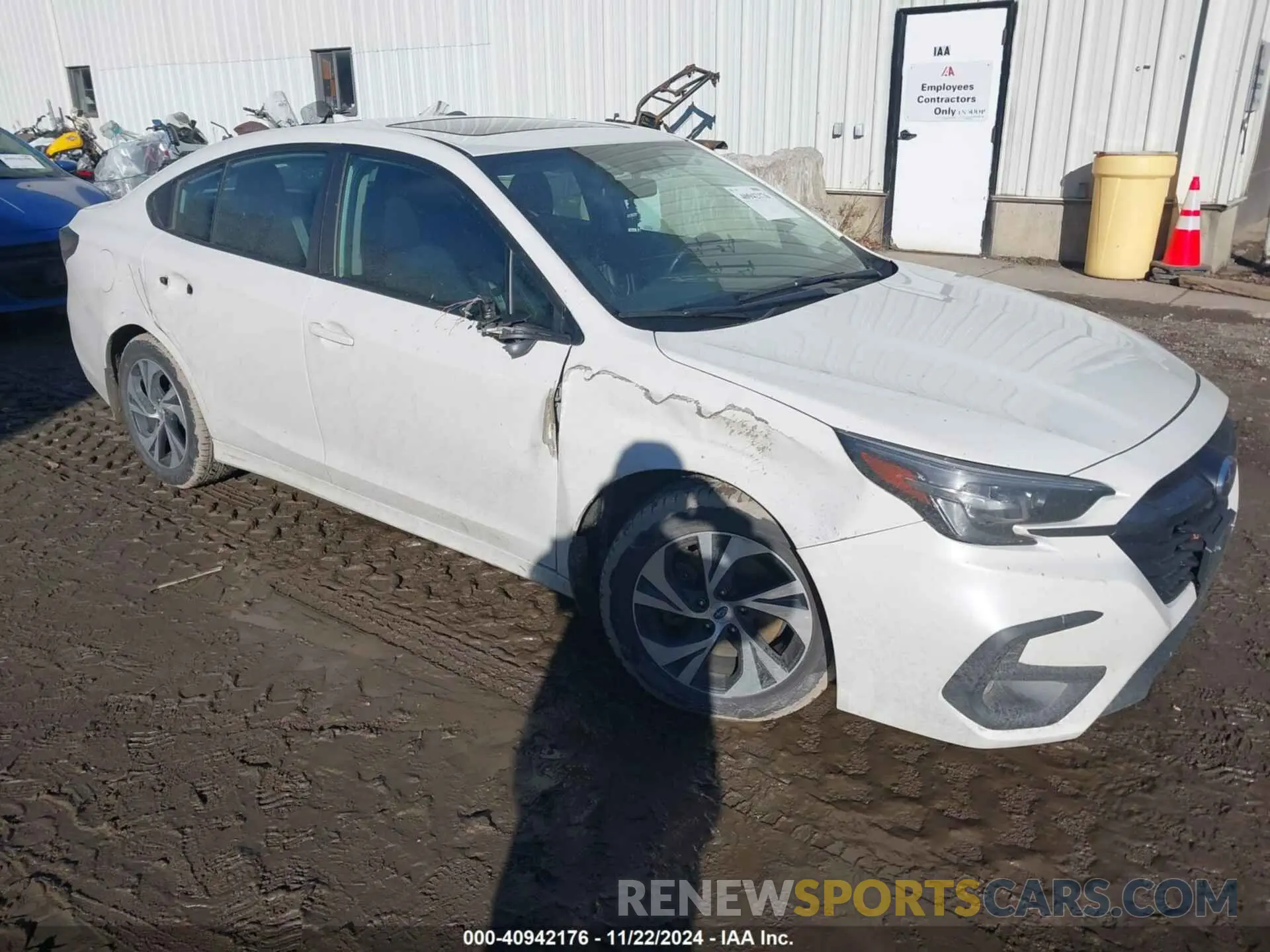 1 Photograph of a damaged car 4S3BWAF68P3004184 SUBARU LEGACY 2023