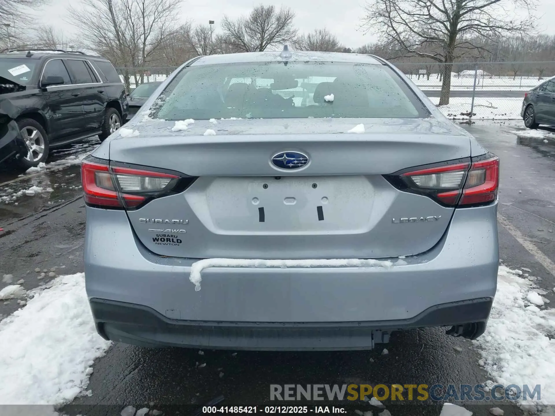 15 Photograph of a damaged car 4S3BWAF68P3010213 SUBARU LEGACY 2023