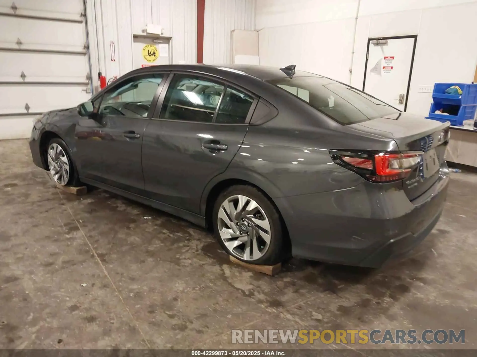 3 Photograph of a damaged car 4S3BWAN61P3014704 SUBARU LEGACY 2023