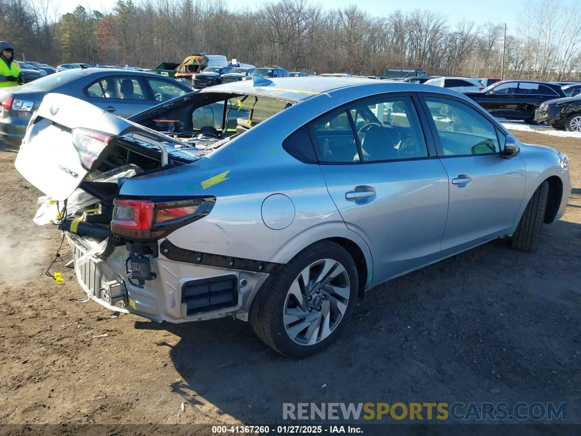 4 Photograph of a damaged car 4S3BWAN65P3008615 SUBARU LEGACY 2023