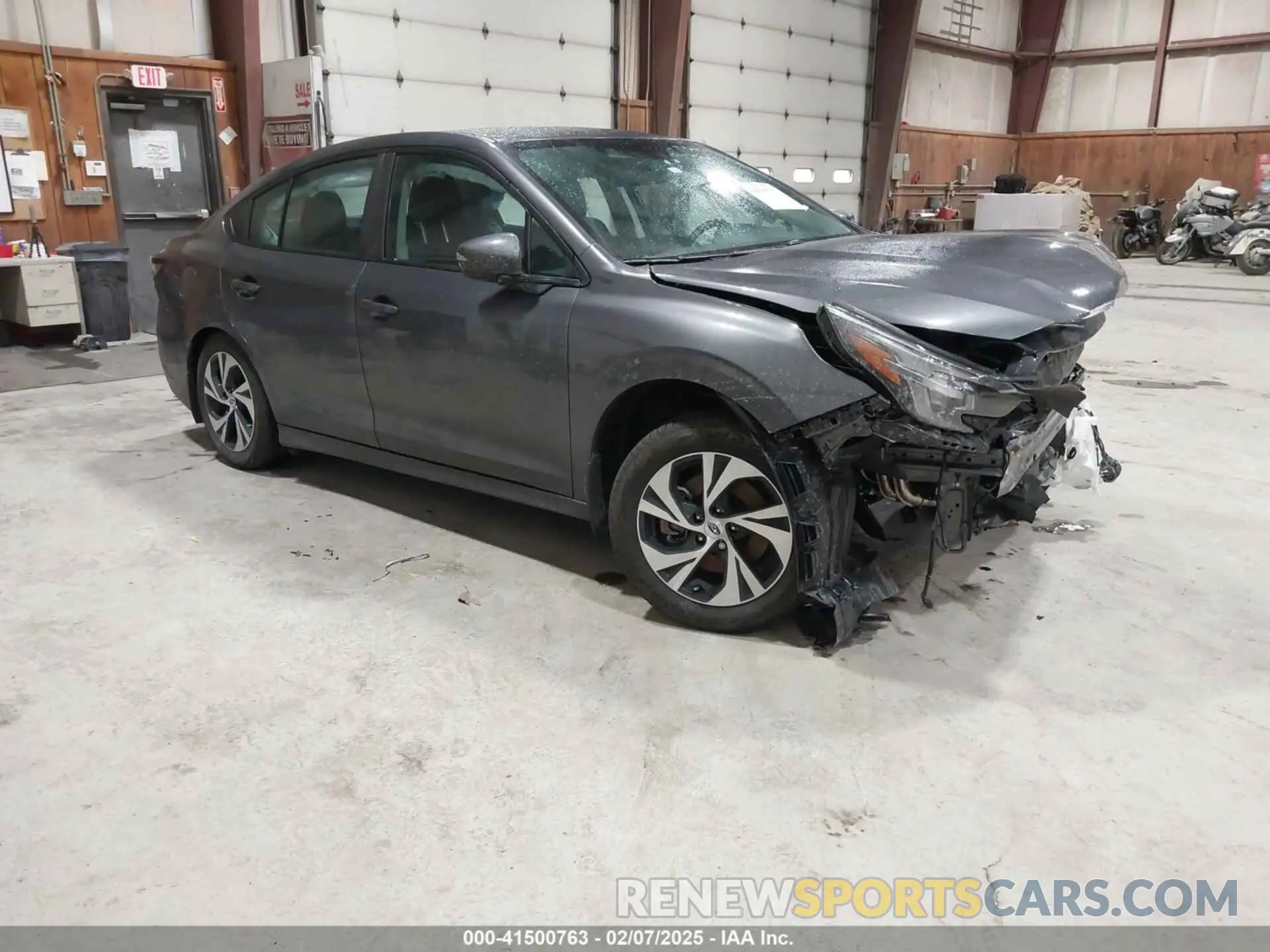 1 Photograph of a damaged car 4S3BWAD64R3022851 SUBARU LEGACY 2024