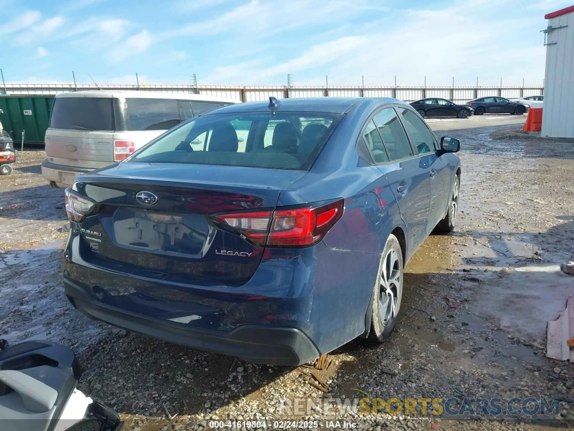 4 Photograph of a damaged car 4S3BWAD68R3017507 SUBARU LEGACY 2024