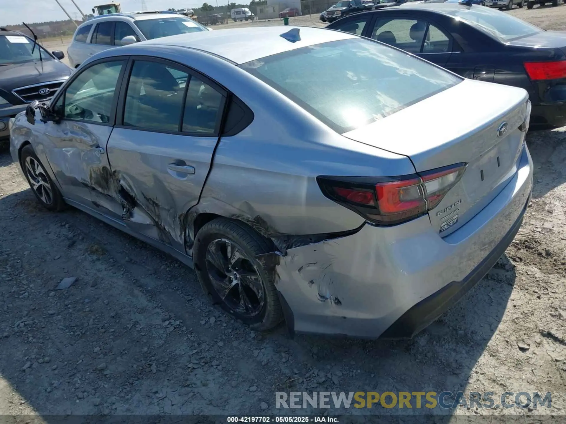 3 Photograph of a damaged car 4S3BWAD69R3005219 SUBARU LEGACY 2024