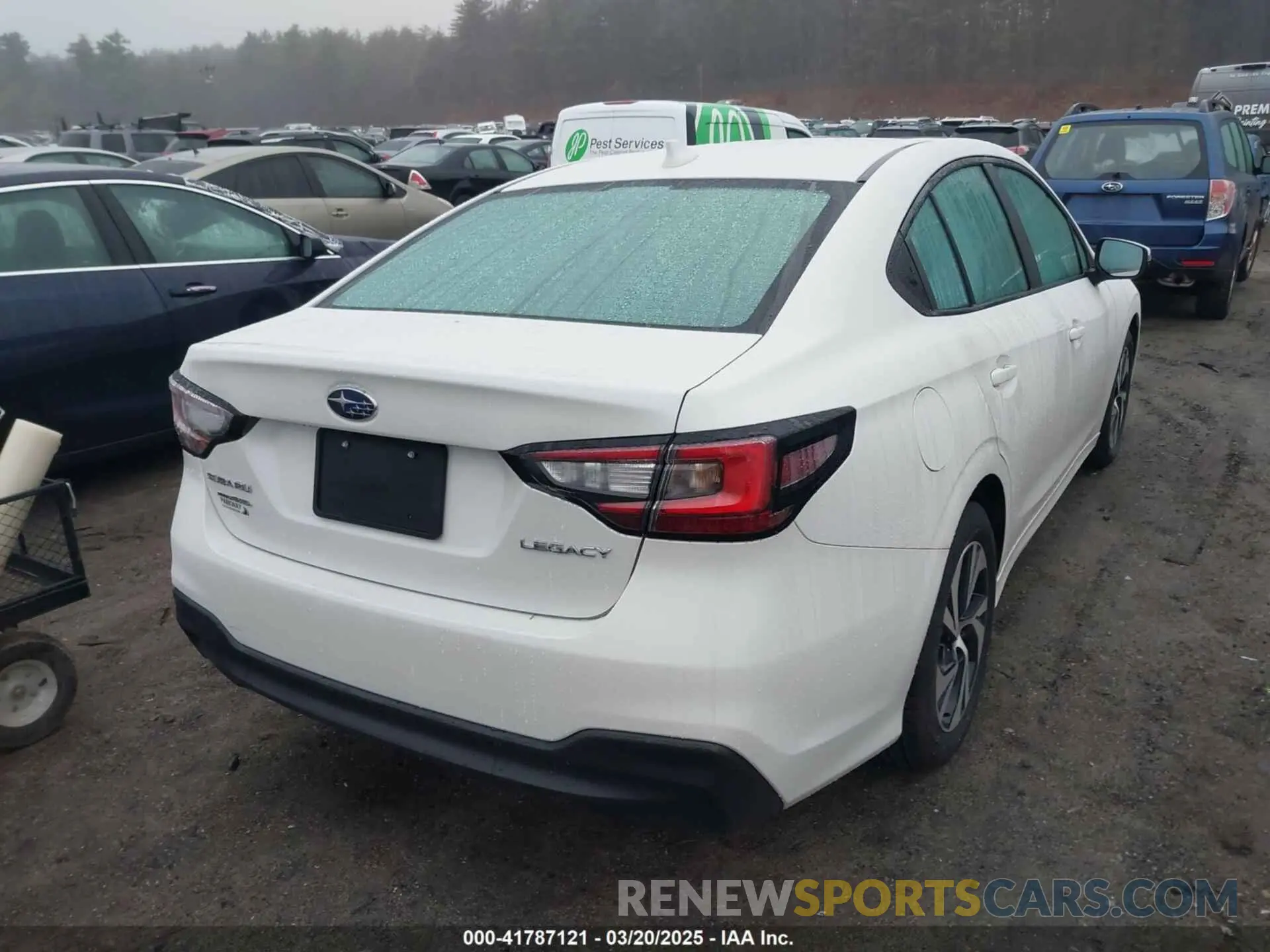 4 Photograph of a damaged car 4S3BWAD69R3011652 SUBARU LEGACY 2024