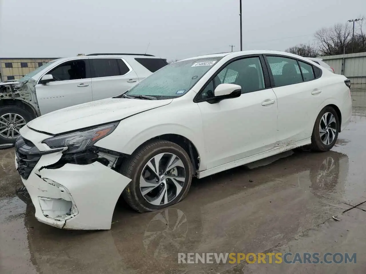 1 Photograph of a damaged car 4S3BWAF62R3002644 SUBARU LEGACY 2024