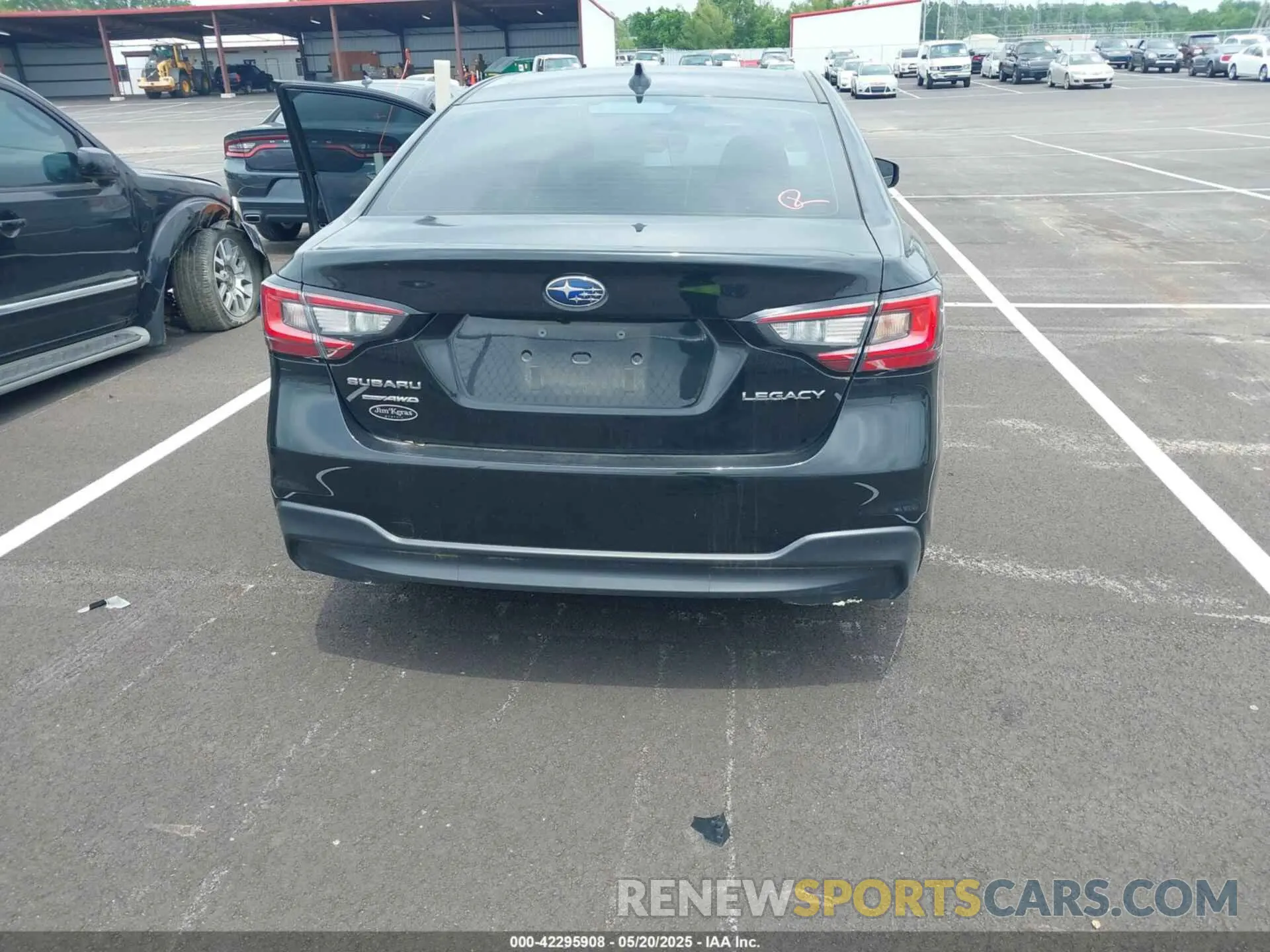 16 Photograph of a damaged car 4S3BWAF63R3014026 SUBARU LEGACY 2024